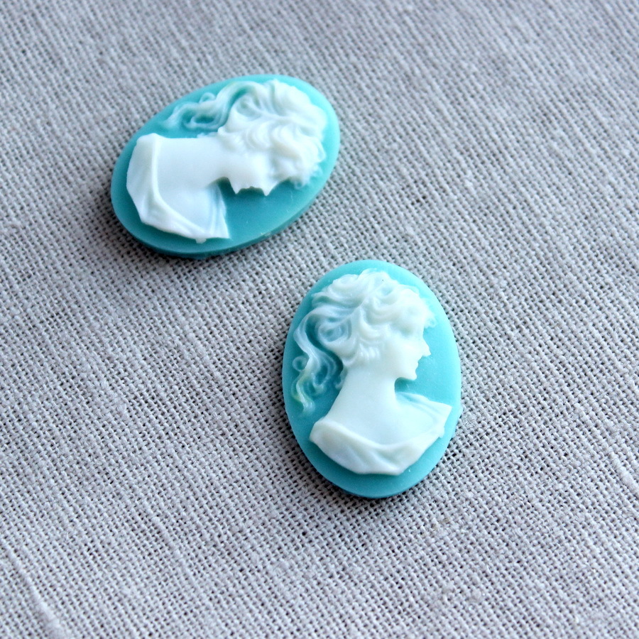 -Камея, дама5