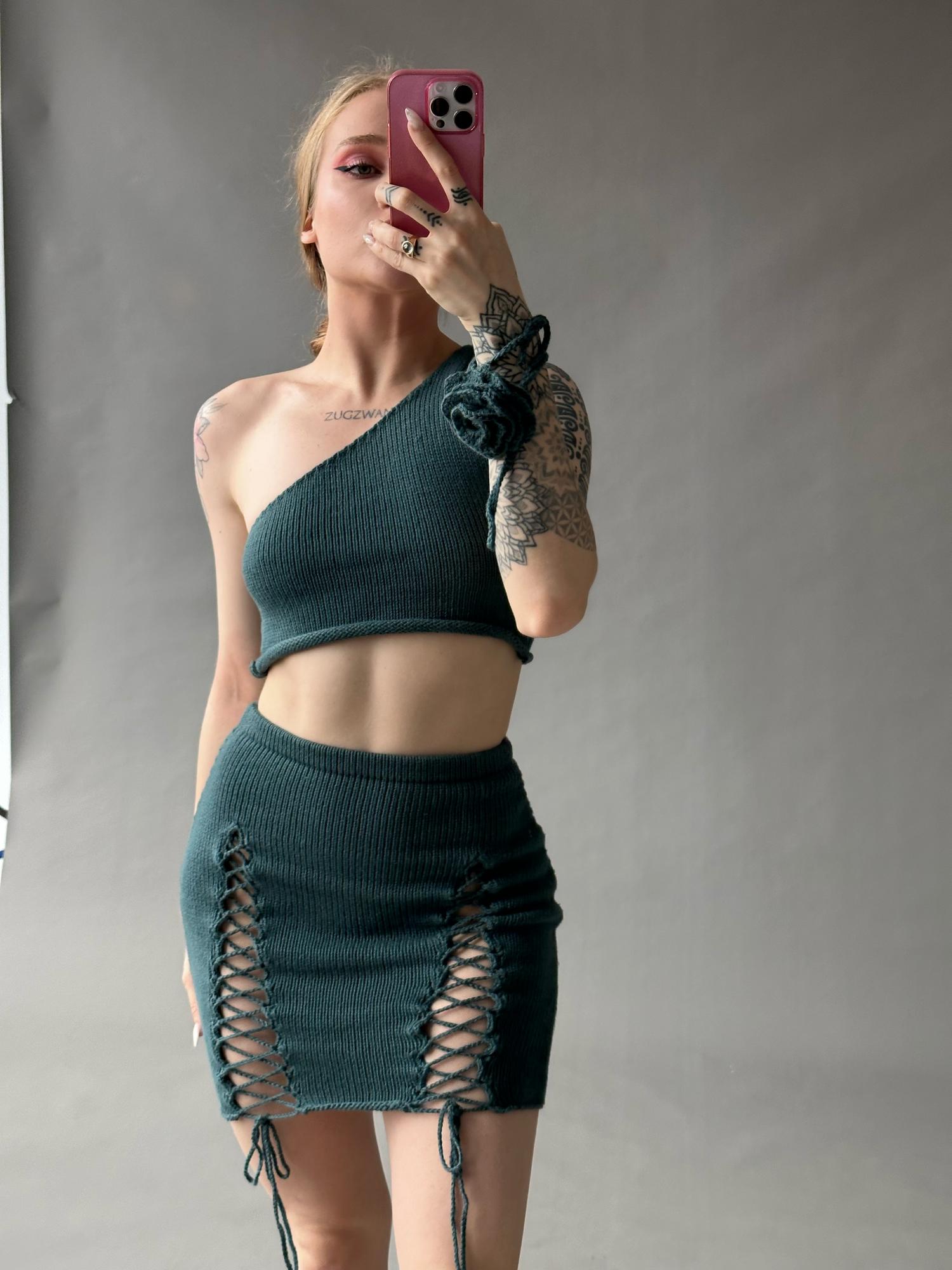 Юбка с разрезами