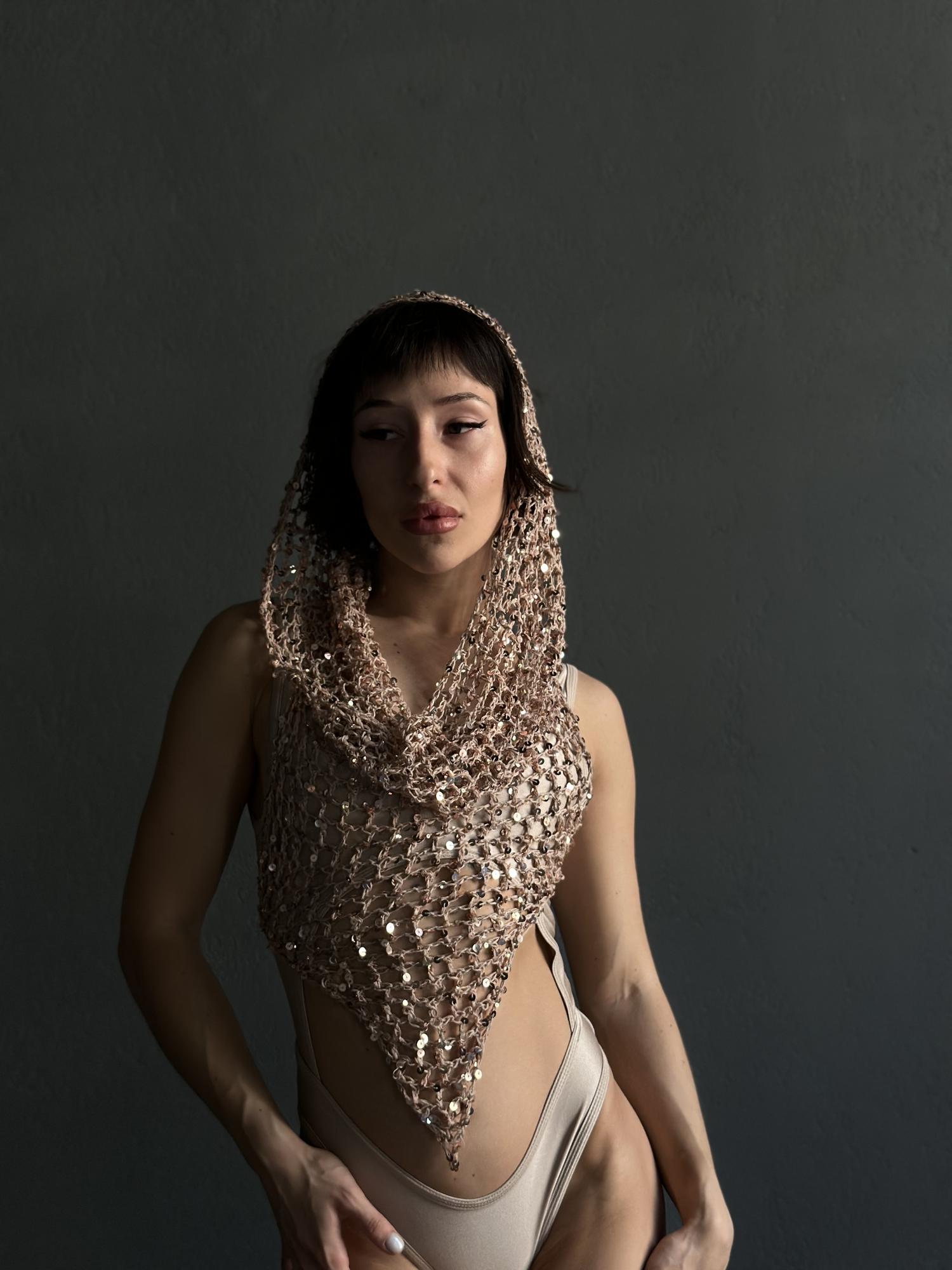 Сверкающий топ