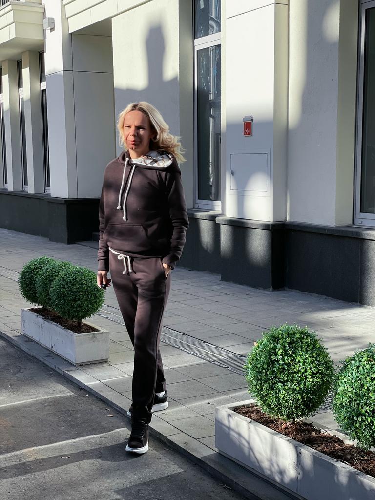 Костюм с брюками в цвете шоколад (без утепления)