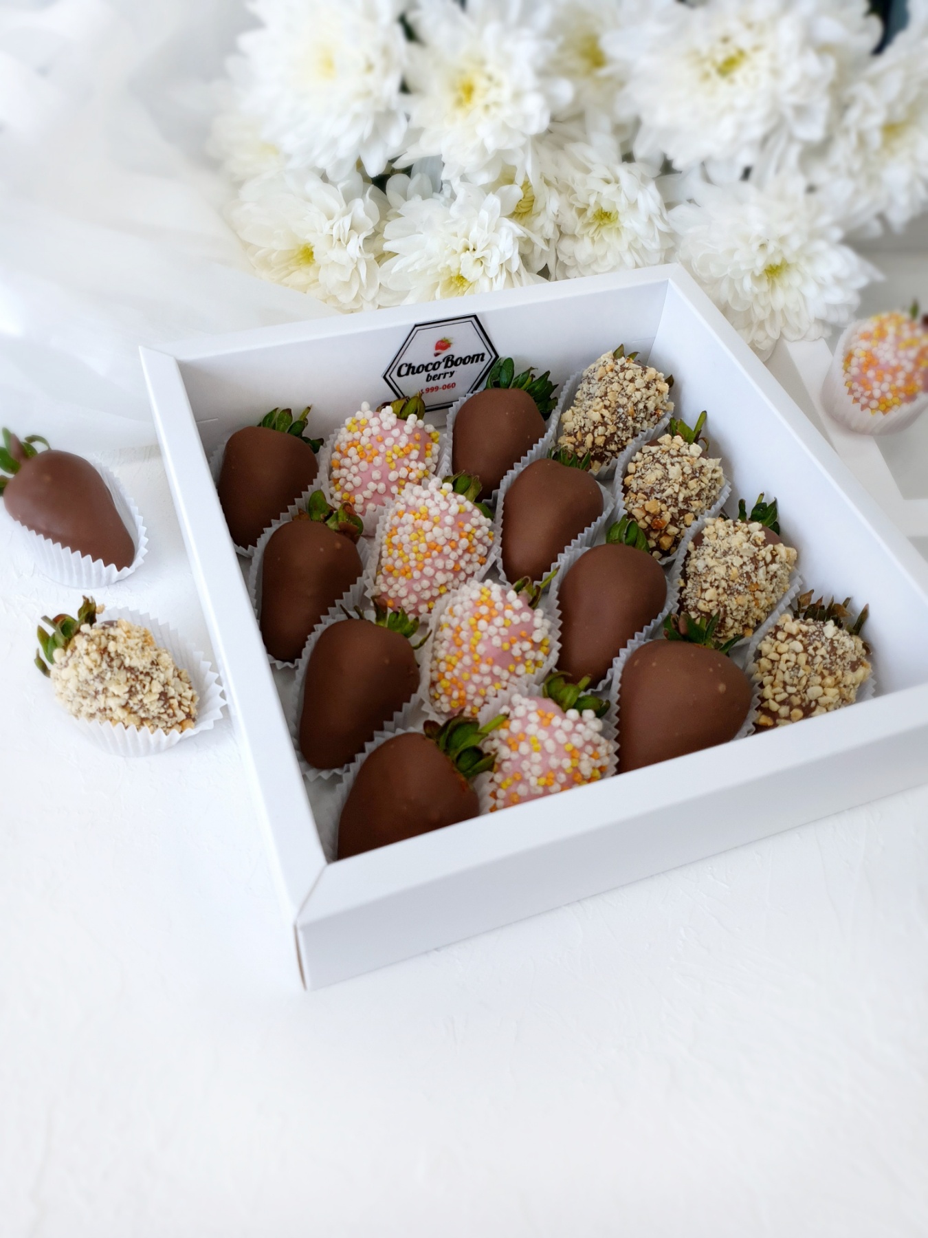 Клубника в шоколаде "Лакомка"