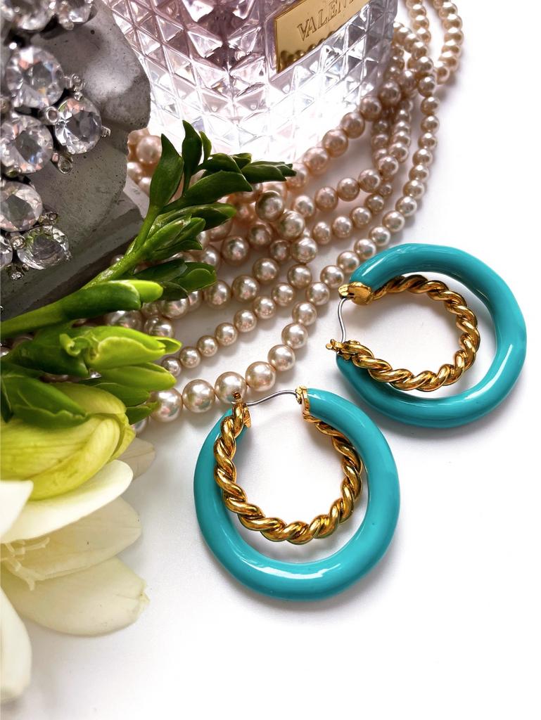 Серьги кольца с эмалью цвета морской волны