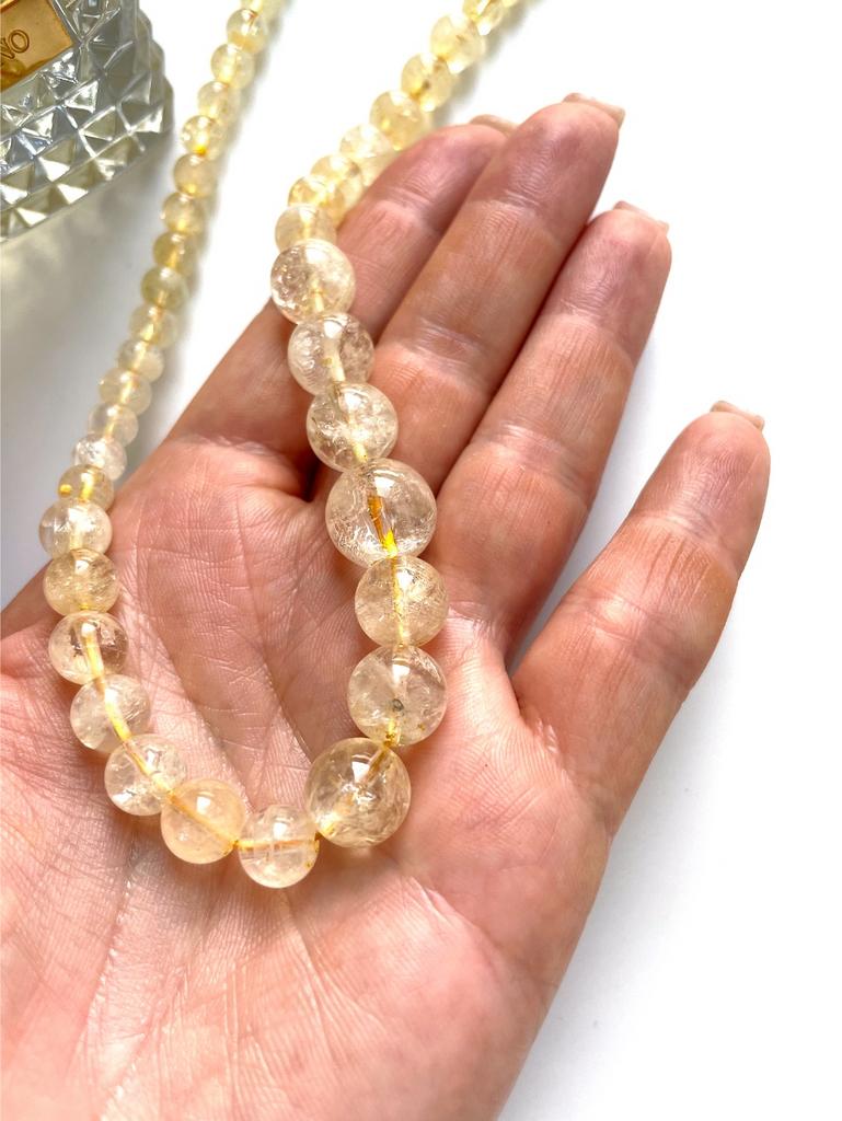 Колье из кварца