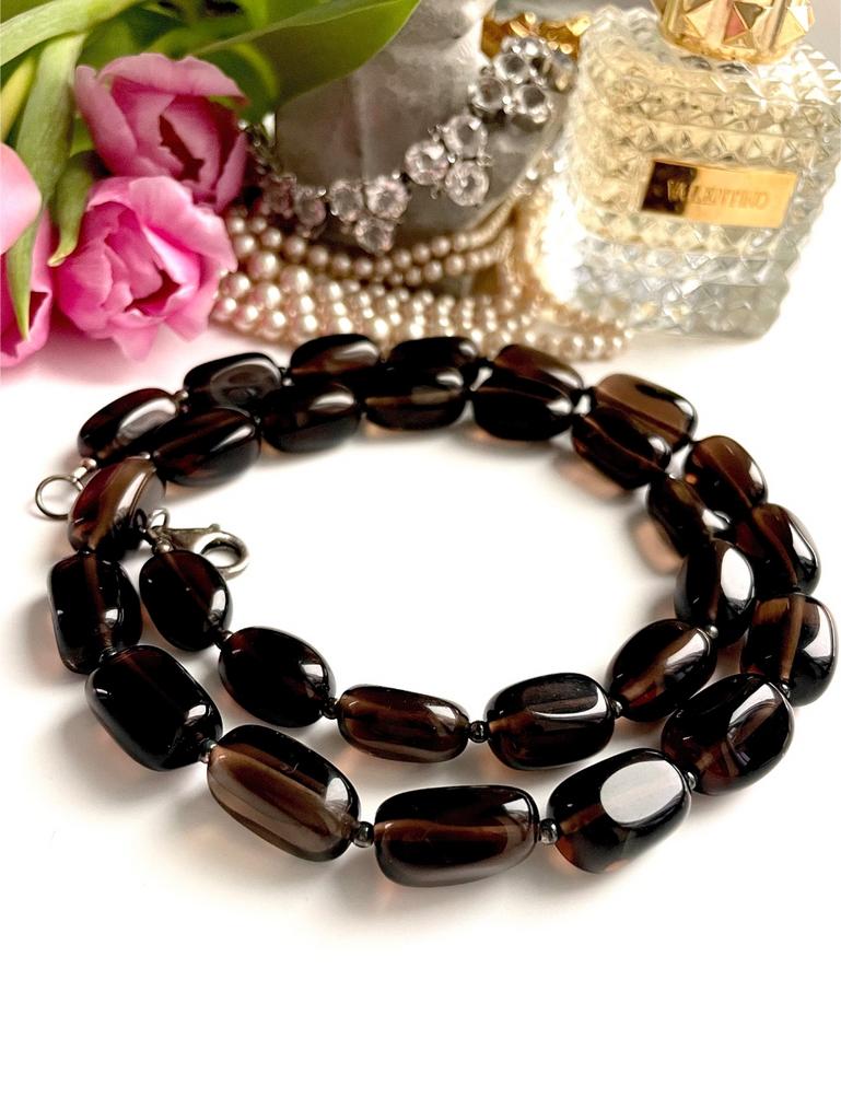 Колье из раухтопаза