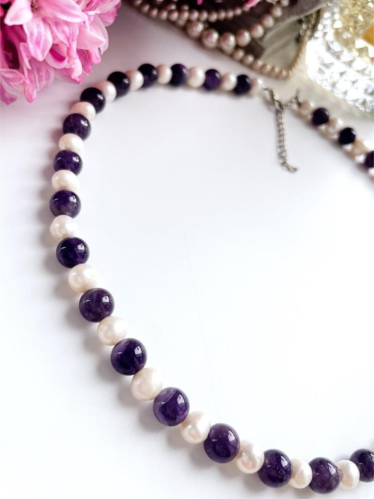 Колье из натурального жемчуга и аметиста