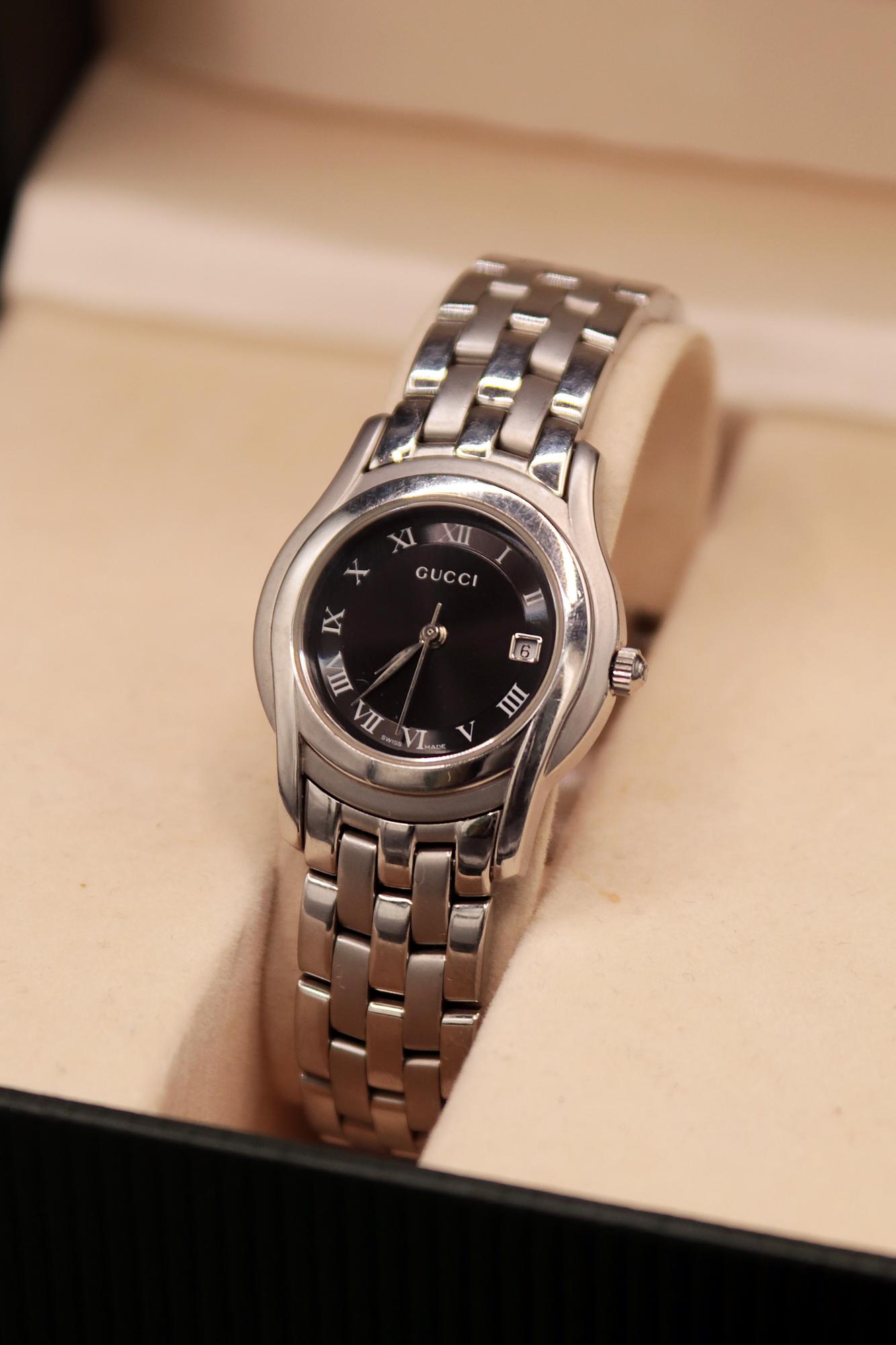Часы Gucci 5500L
