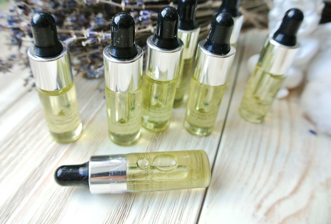 Масло для ухода за ногтями и кутикулой