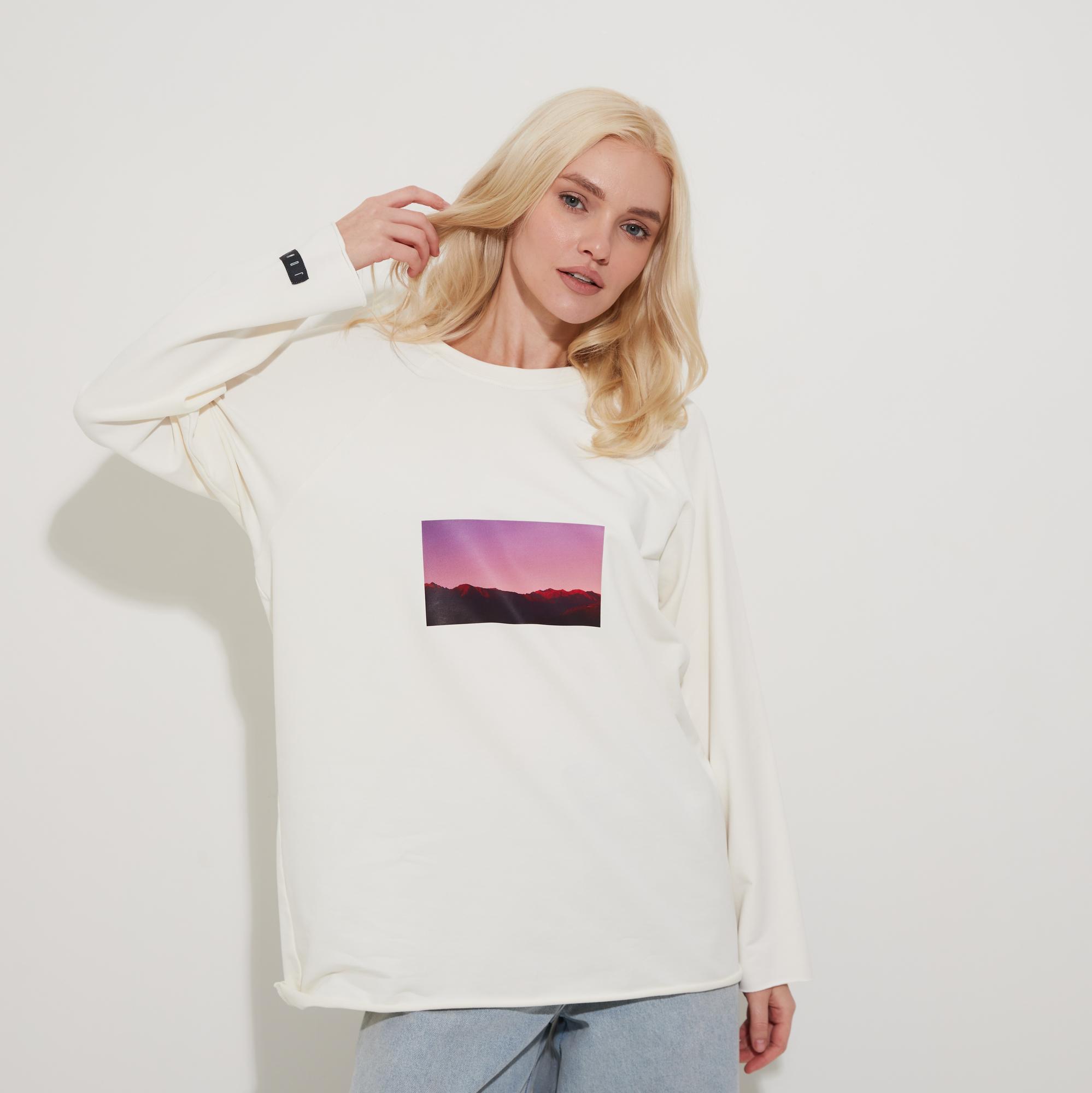 Лонгслив «Закат в горах»