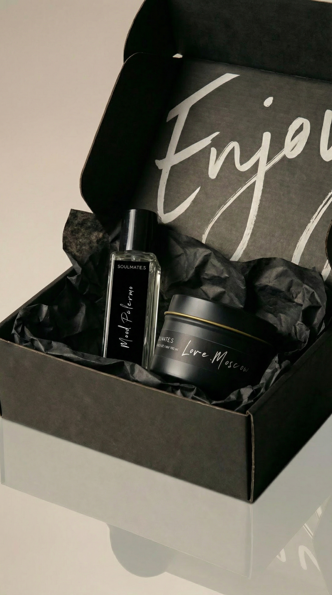 НАБОР СВЕЧА В TRAVEL ФОРМАТЕ + ПАРФЮМ ДЛЯ ИНТЕРЬЕРА И ТЕКСТИЛЯ