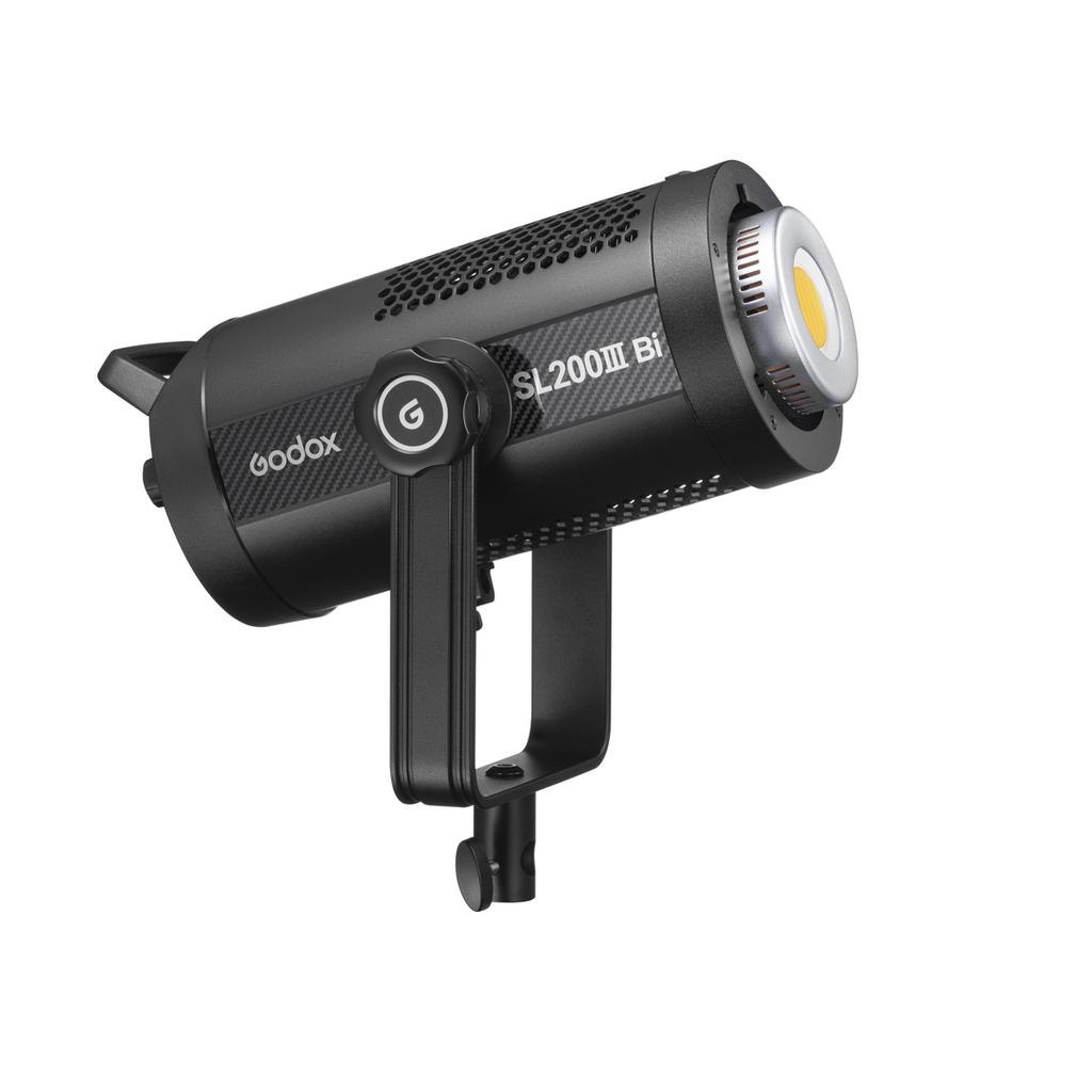 Осветитель светодиодный Godox SL200IIIBi студийный