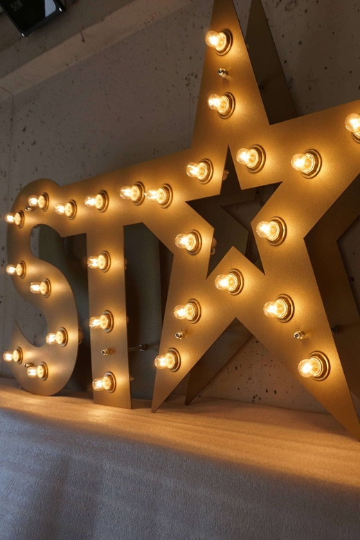 Надпись STAR