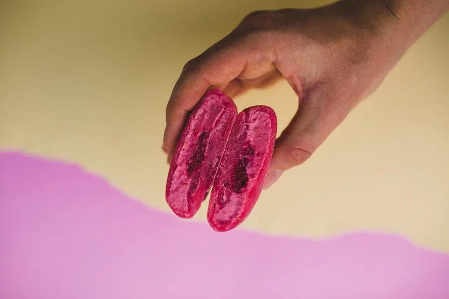 Моти с малиной и кокосовым кремом