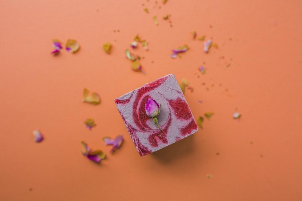 Пирожное "Клубника-кокос"