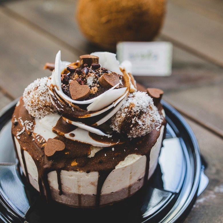 Шоколадно-кокосовый rawcake