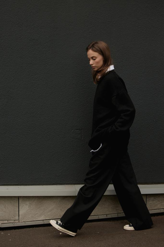 СВИТЕР BLACK