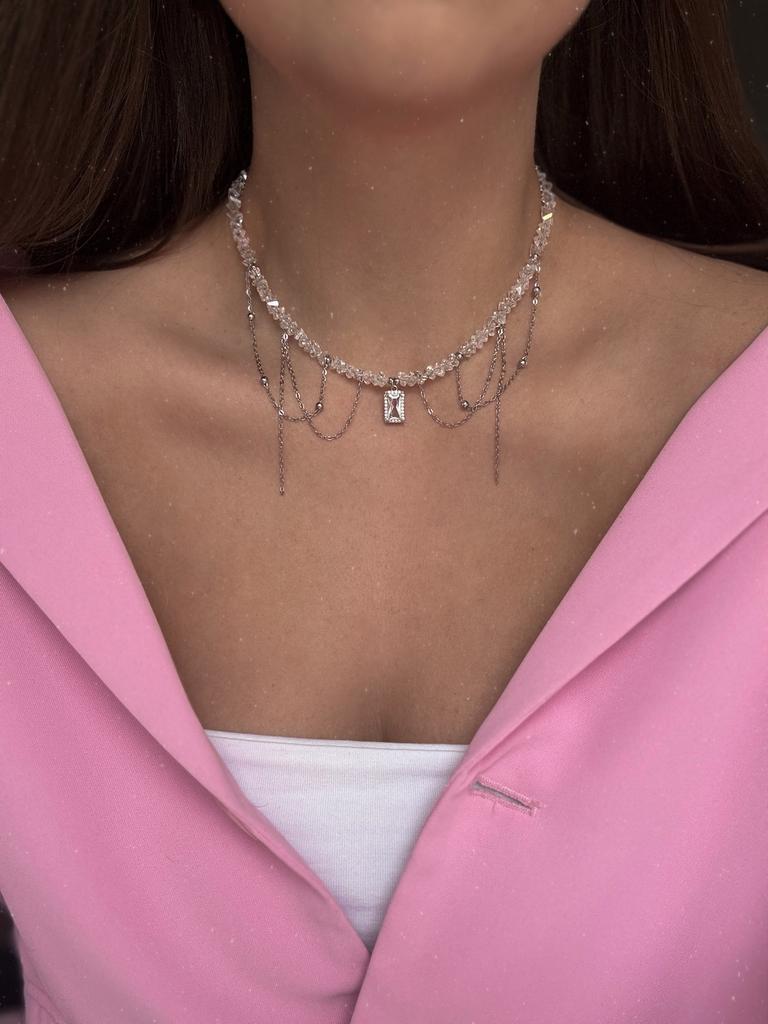 Чокер из ювелирного стекла с прямоугольной подвеской из фианитов (родий)