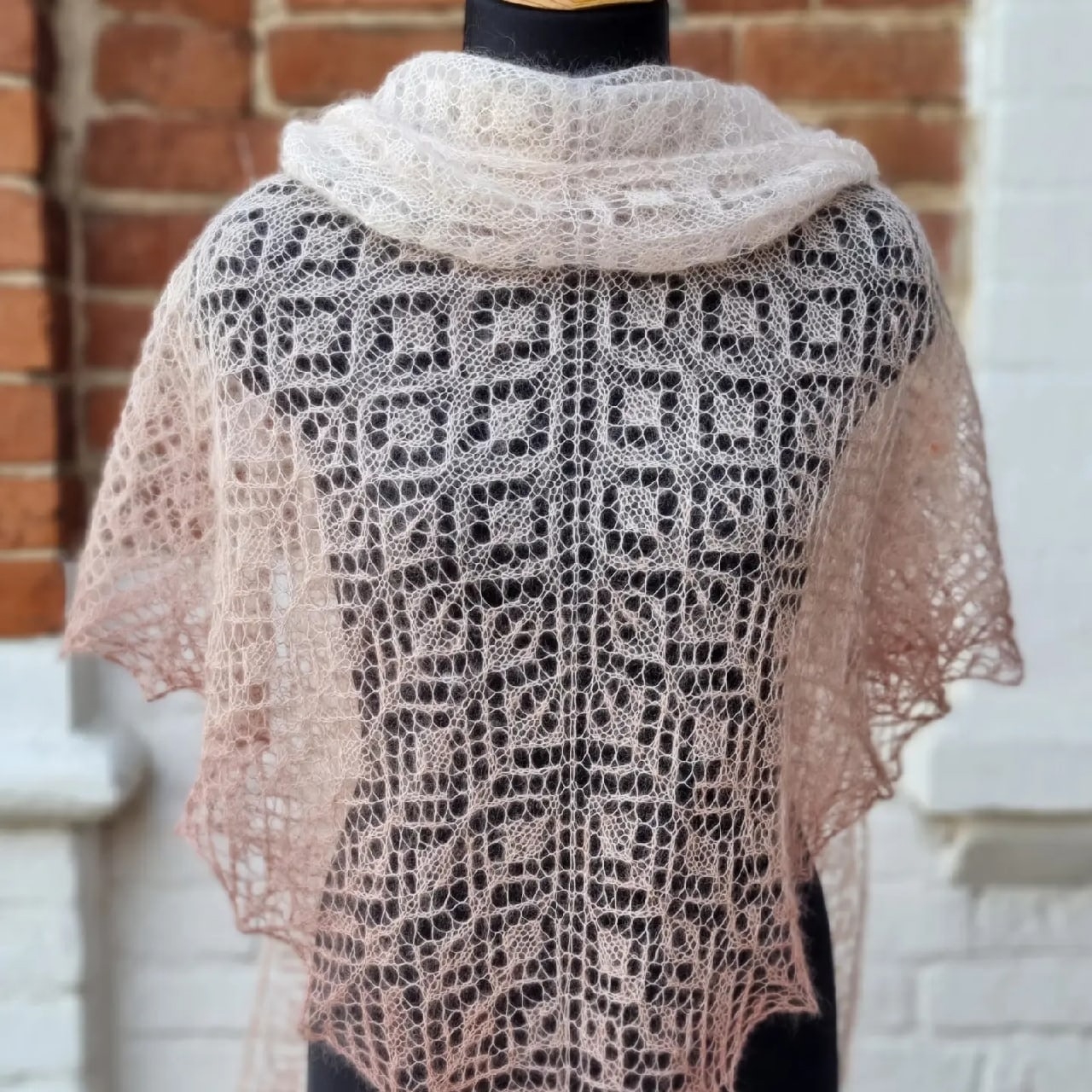 треугольная шаль Вега купить МК PDF