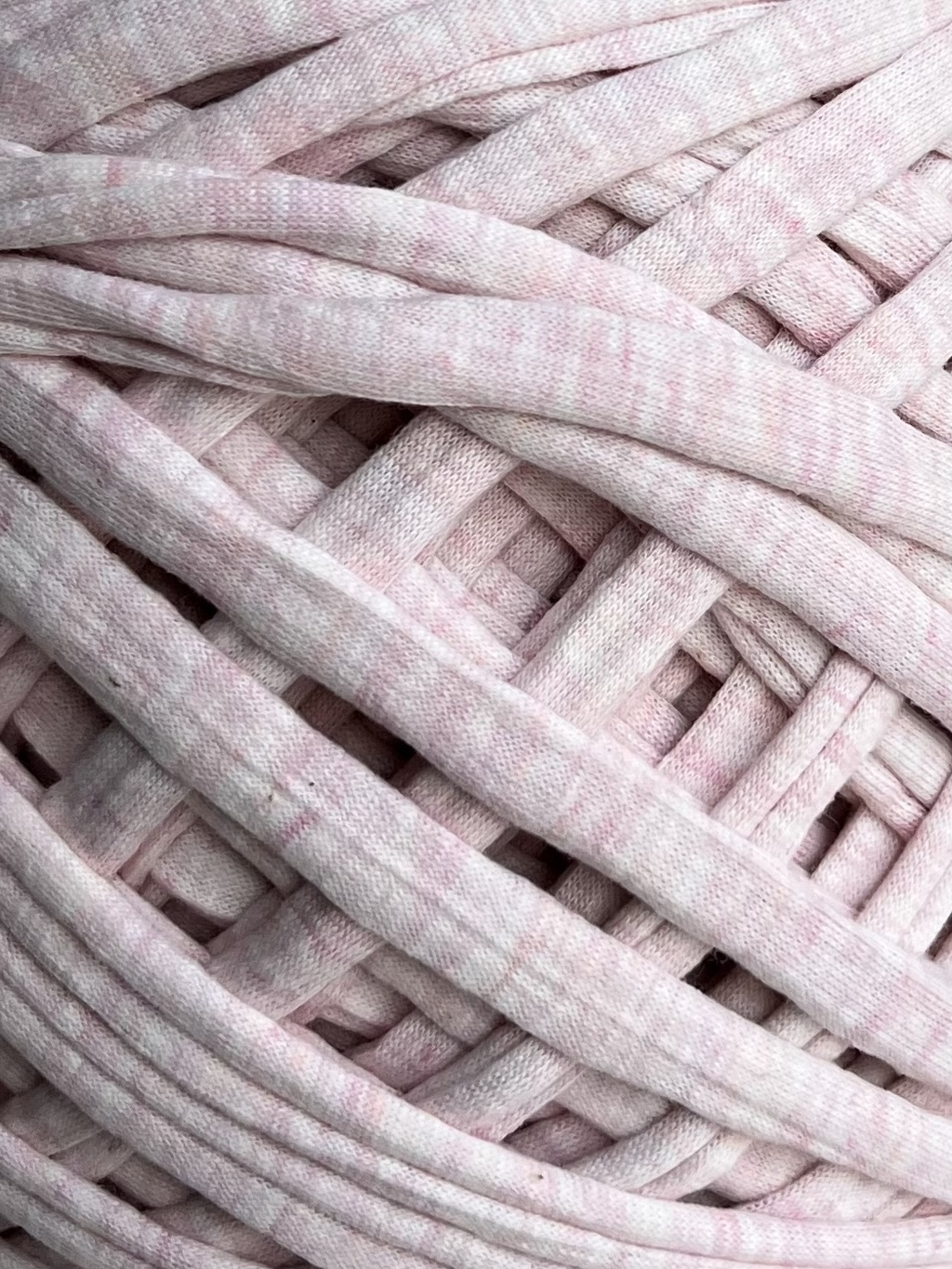 Трикотажная пряжа вторичного производства, 500 гр., цвет "Сакура меланж"