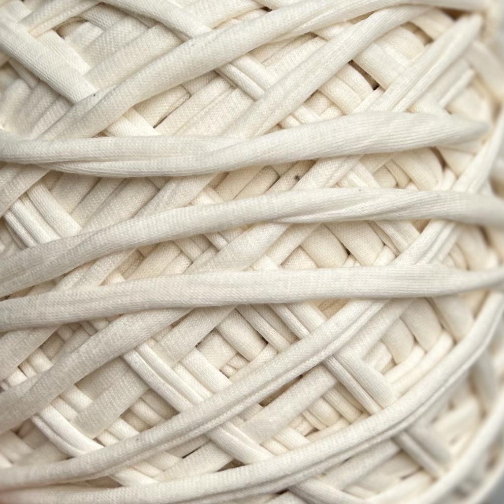 Трикотажная пряжа вторичного производства, 500 гр., цвет «Молочный»