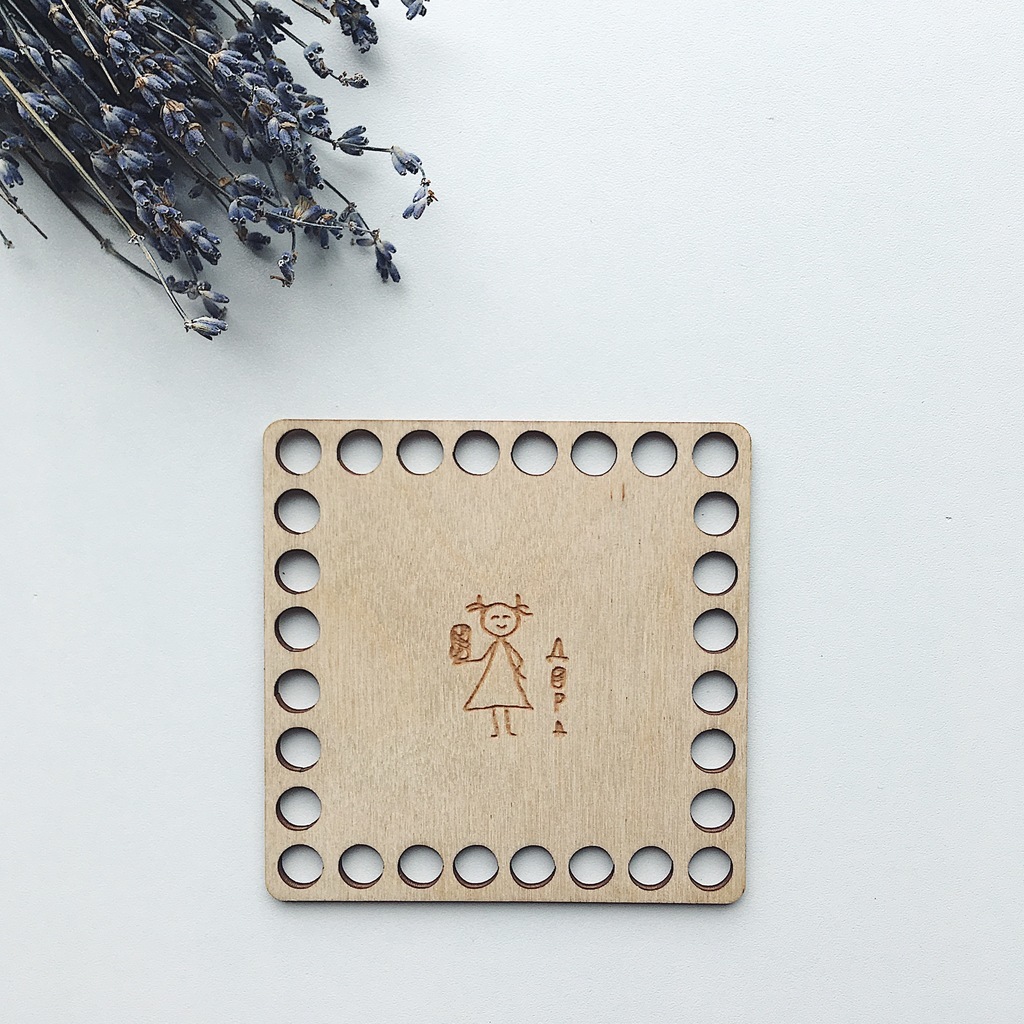 Квадрат 10 см.