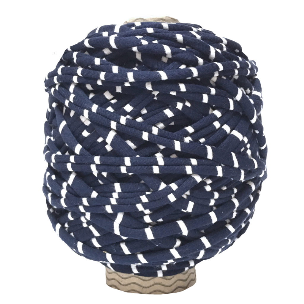 Трикотажная пряжа вторичного производства, 500 гр., цвет "Тёмно-синий в молочную полоску"