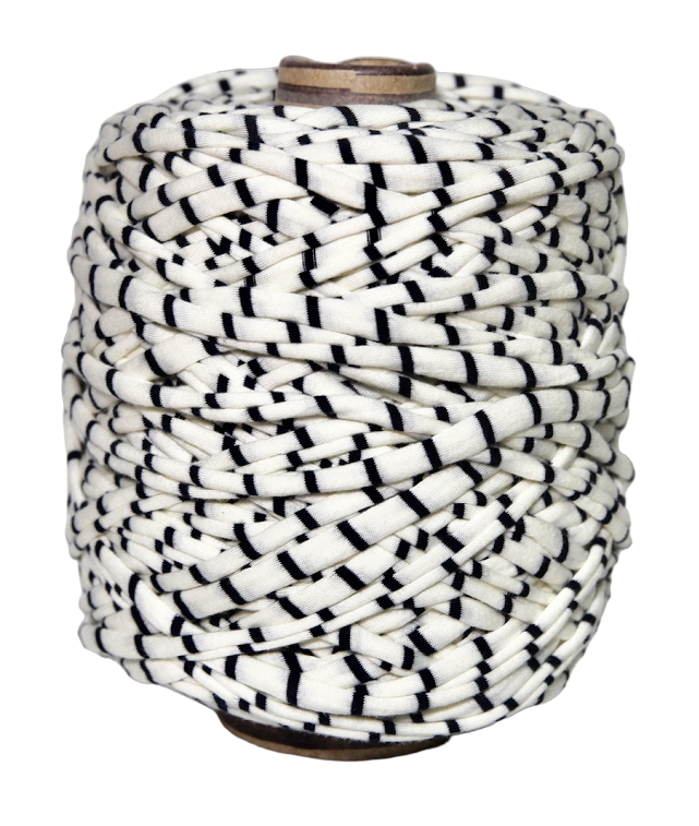 Трикотажная пряжа вторичного производства, 500 гр., цвет «Молочный в синюю полоску»