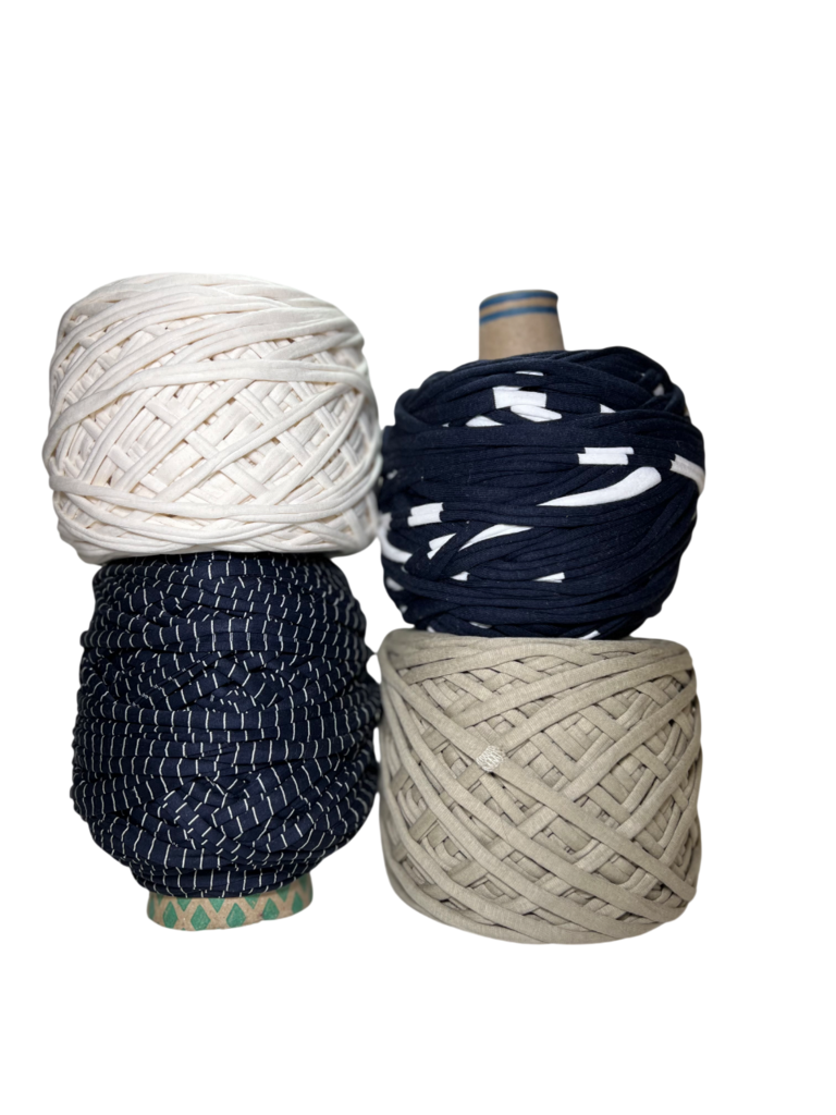 Трикотажная пряжа вторичного производства, 2000 гр., "Набор 24"