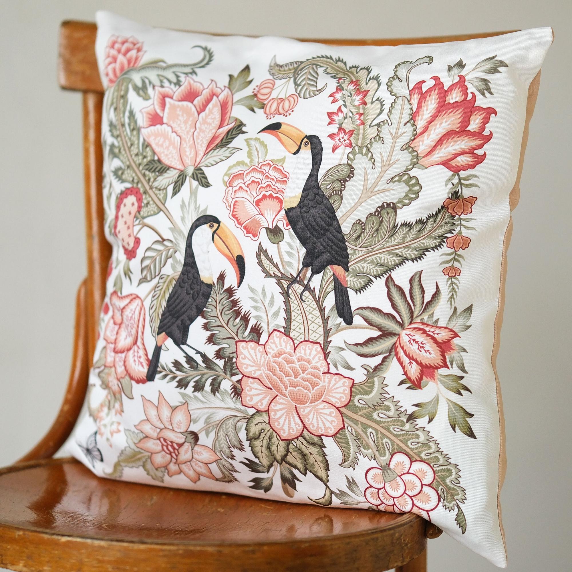Наволочка декоративная Туканы, 45х45 см