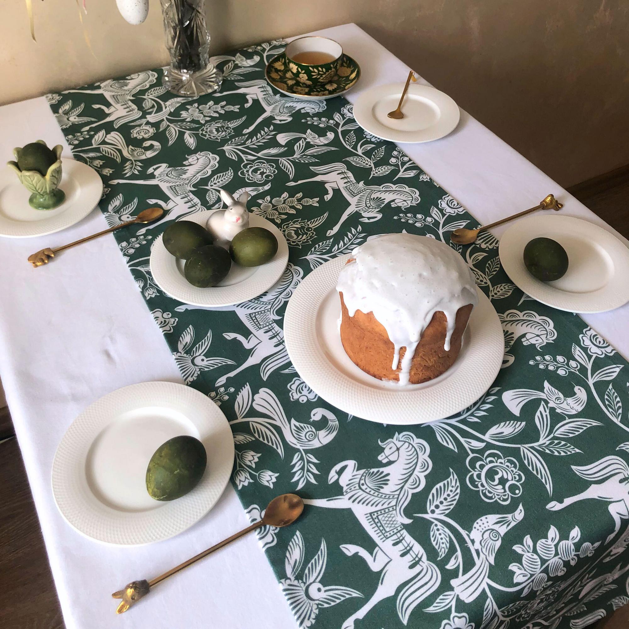 Дорожка на стол Кони , 40х150см