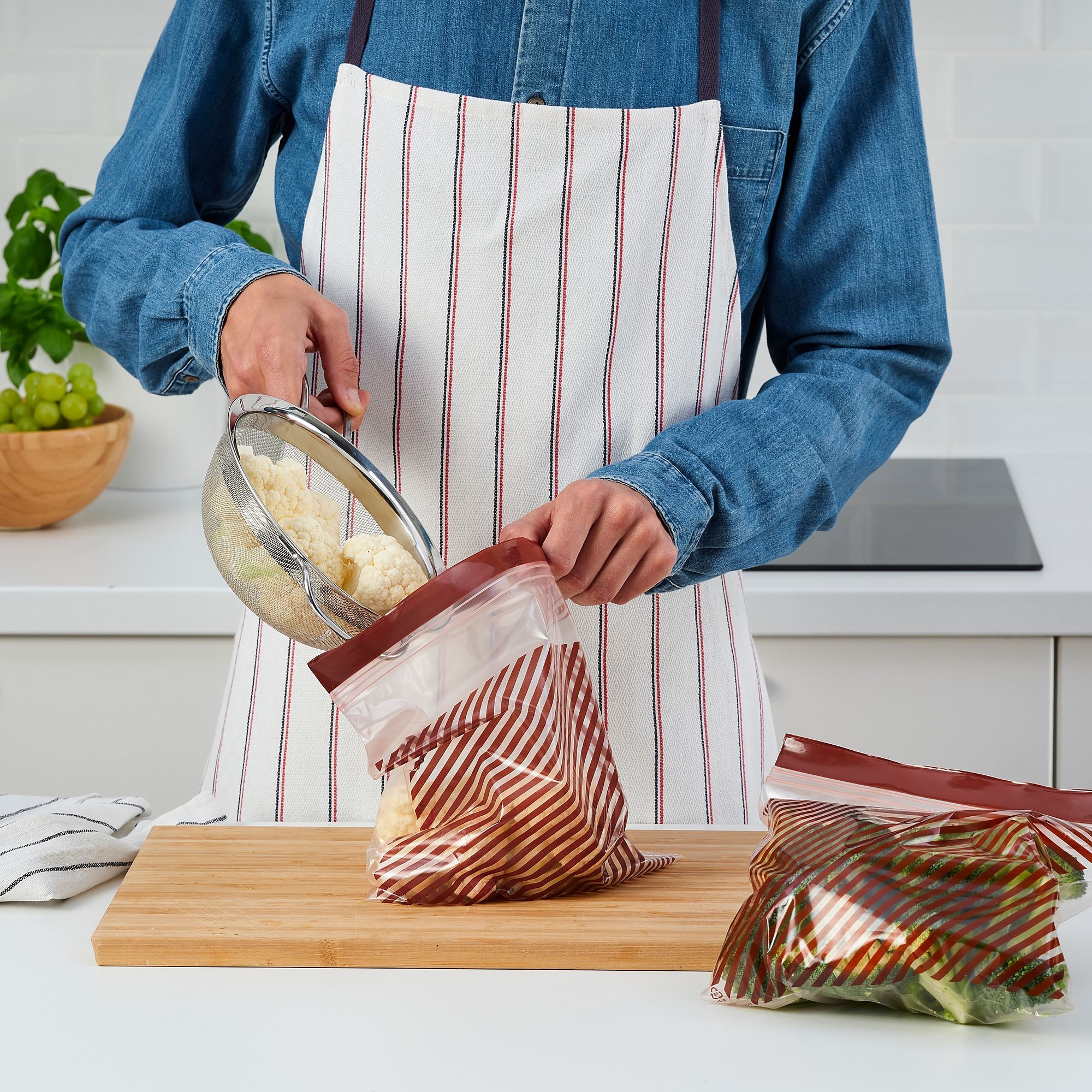 ISTAD IKEA Пакет закрывающийся, с рисунком/красный, 2.5 л (ТОВАР ВЫШЕЛ ИЗ АССОРТИМЕНТА)