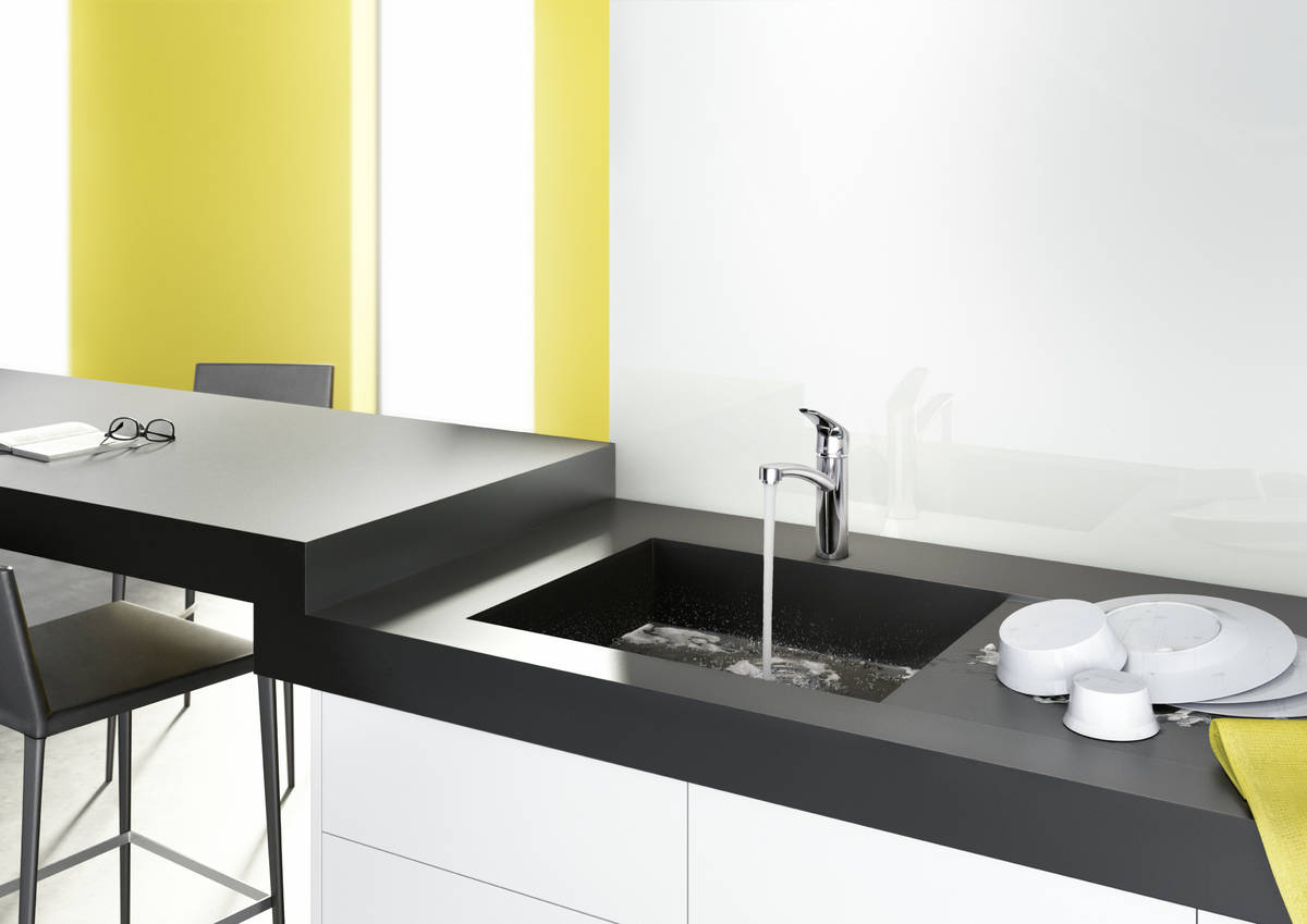 Смеситель  для кухни Focus 31806000 HansGrohe