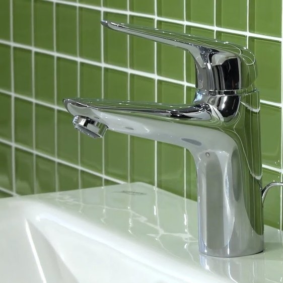 Смеситель Novus XX 71030000  раковина 100,однорыч.,со сливн.гарн. хром HansGrohe