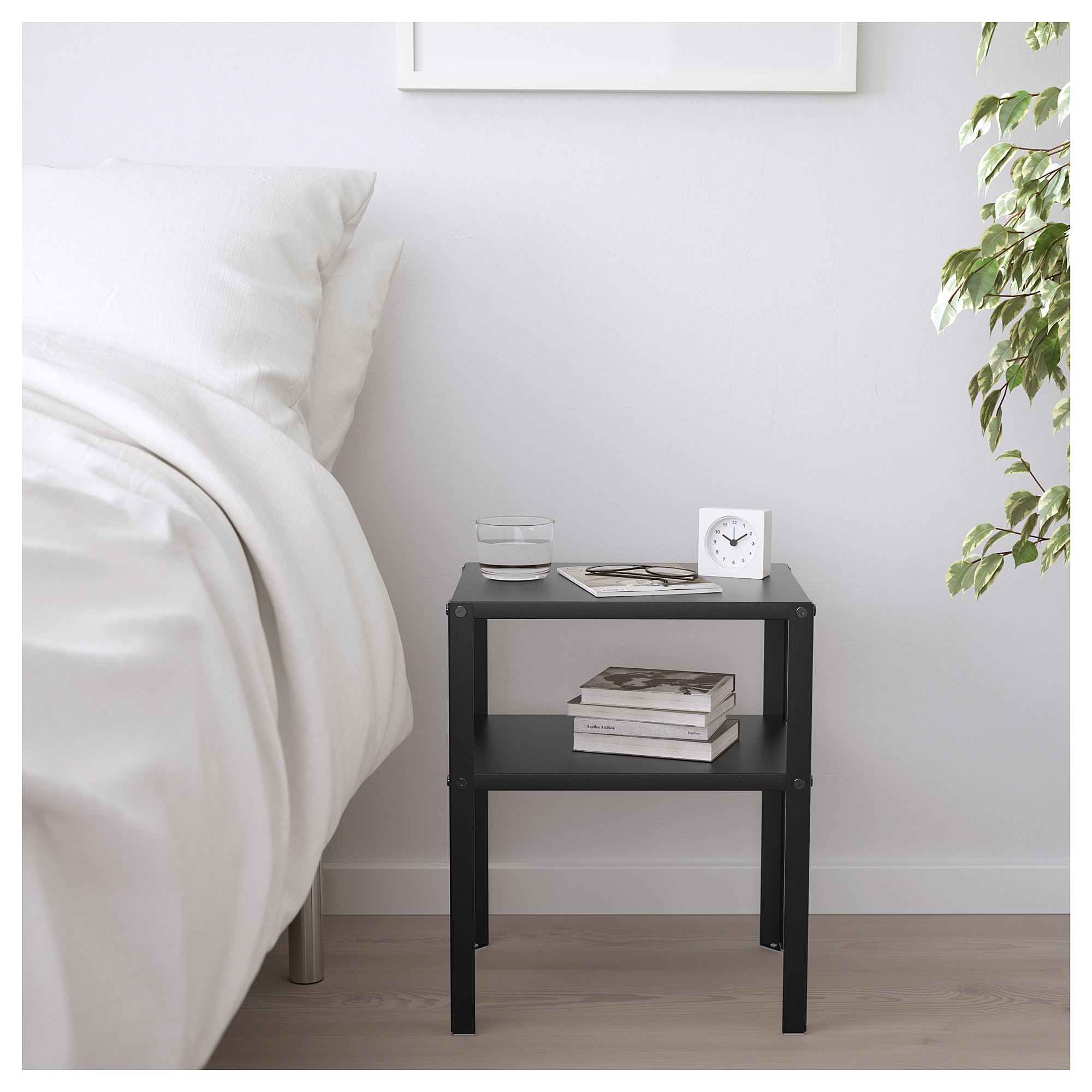 KNARREVIK IKEA Тумба прикроватная, 37x28 см, черный