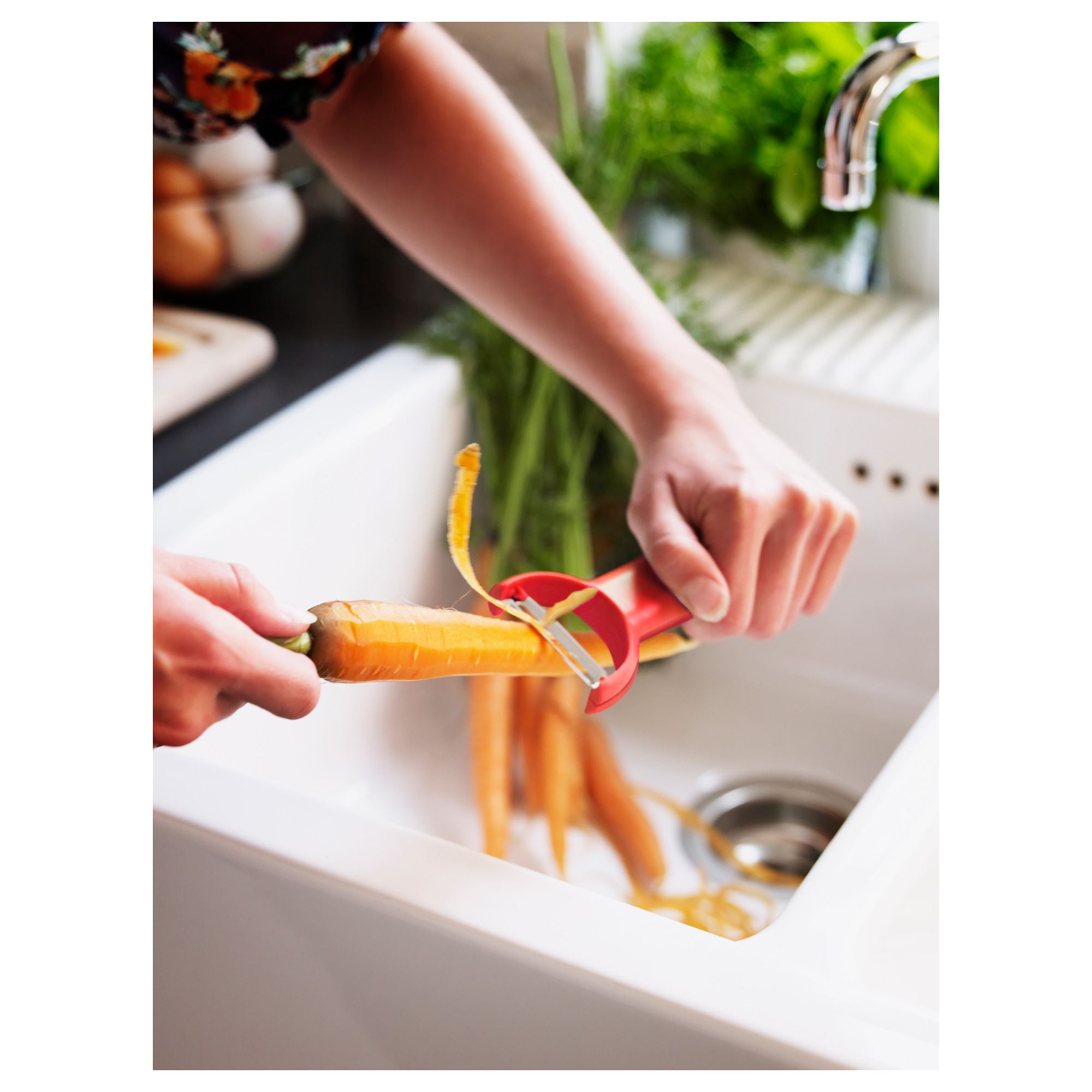 STAM IKEA Нож для очистки , красный/белый/черный  (ТОВАР ВЫШЕЛ ИЗ АССОРТИМЕНТА)