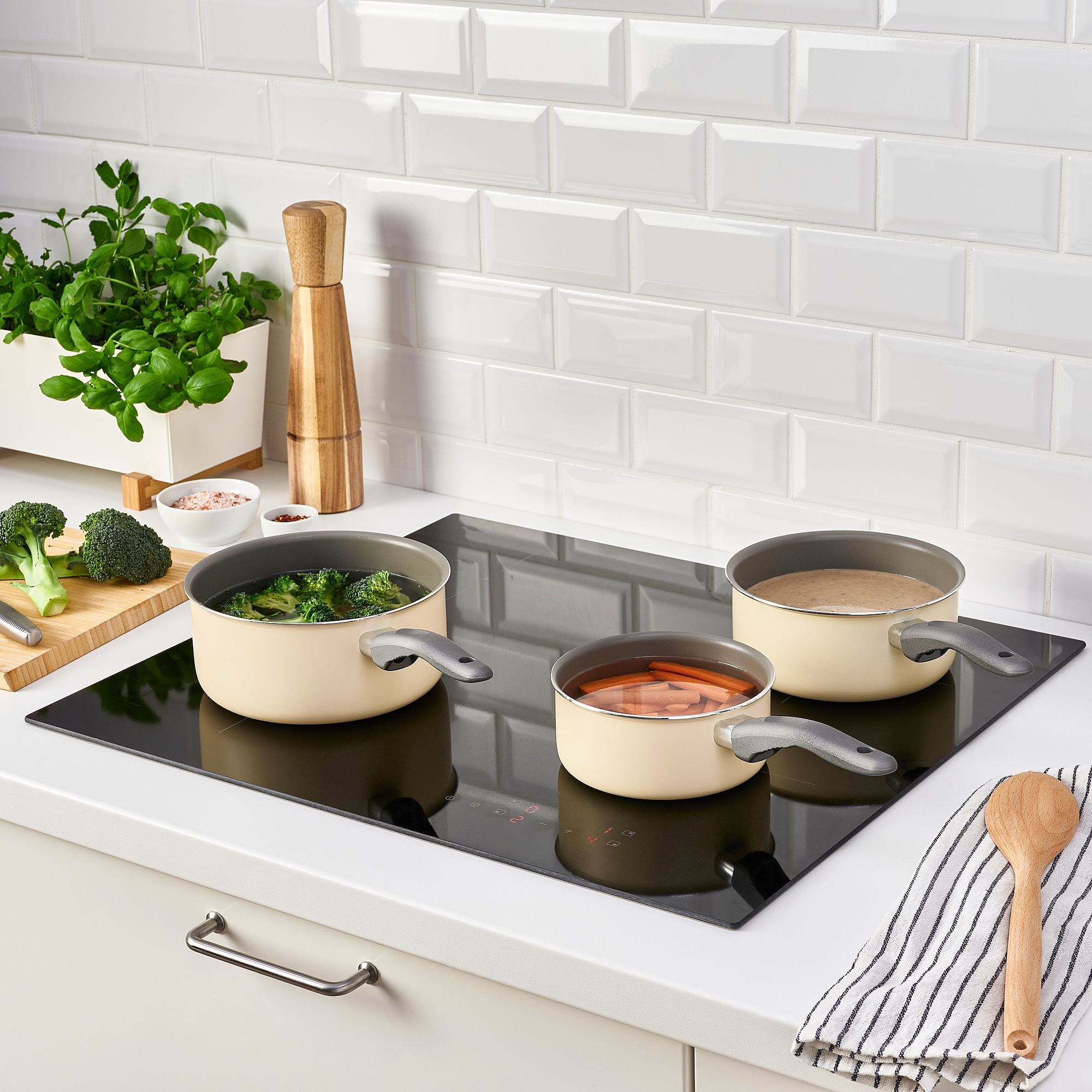 KAVALKAD IKEA Набор ковшей,3 штуки, teflon®, бежевый  (ТОВАР ВЫШЕЛ ИЗ АССОРТИМЕНТА)
