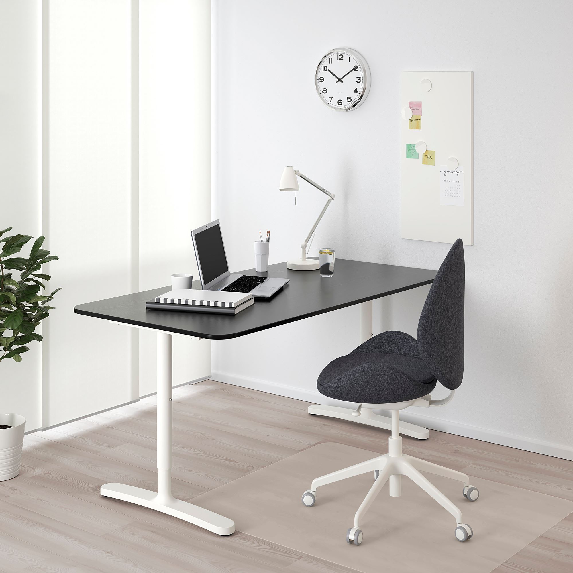 BEKANT IKEA Стол, чёрный/белый, 160x80 cm  (ТОВАР ВЫШЕЛ ИЗ АССОРТИМЕНТА)