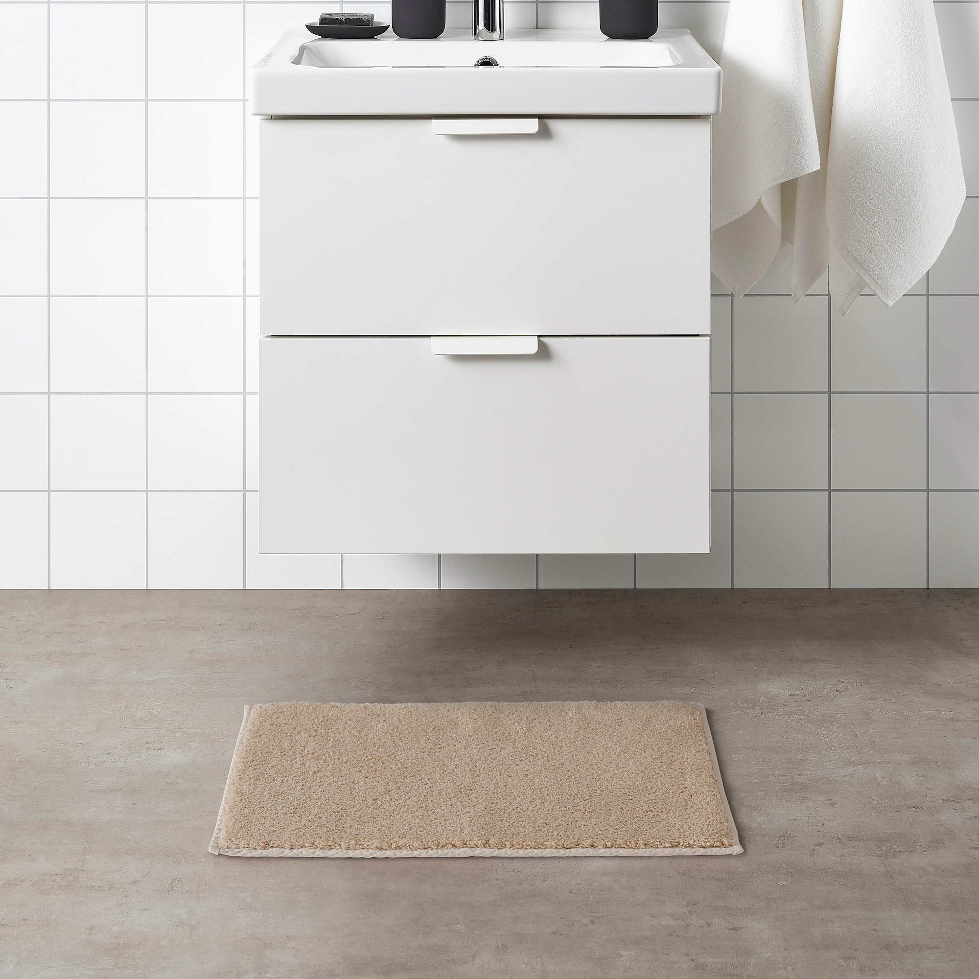 SODERSJON IKEA Коврик для ванной, 40x60 см, светло-бежевый  (ТОВАР ВЫШЕЛ ИЗ АССОРТИМЕНТА)