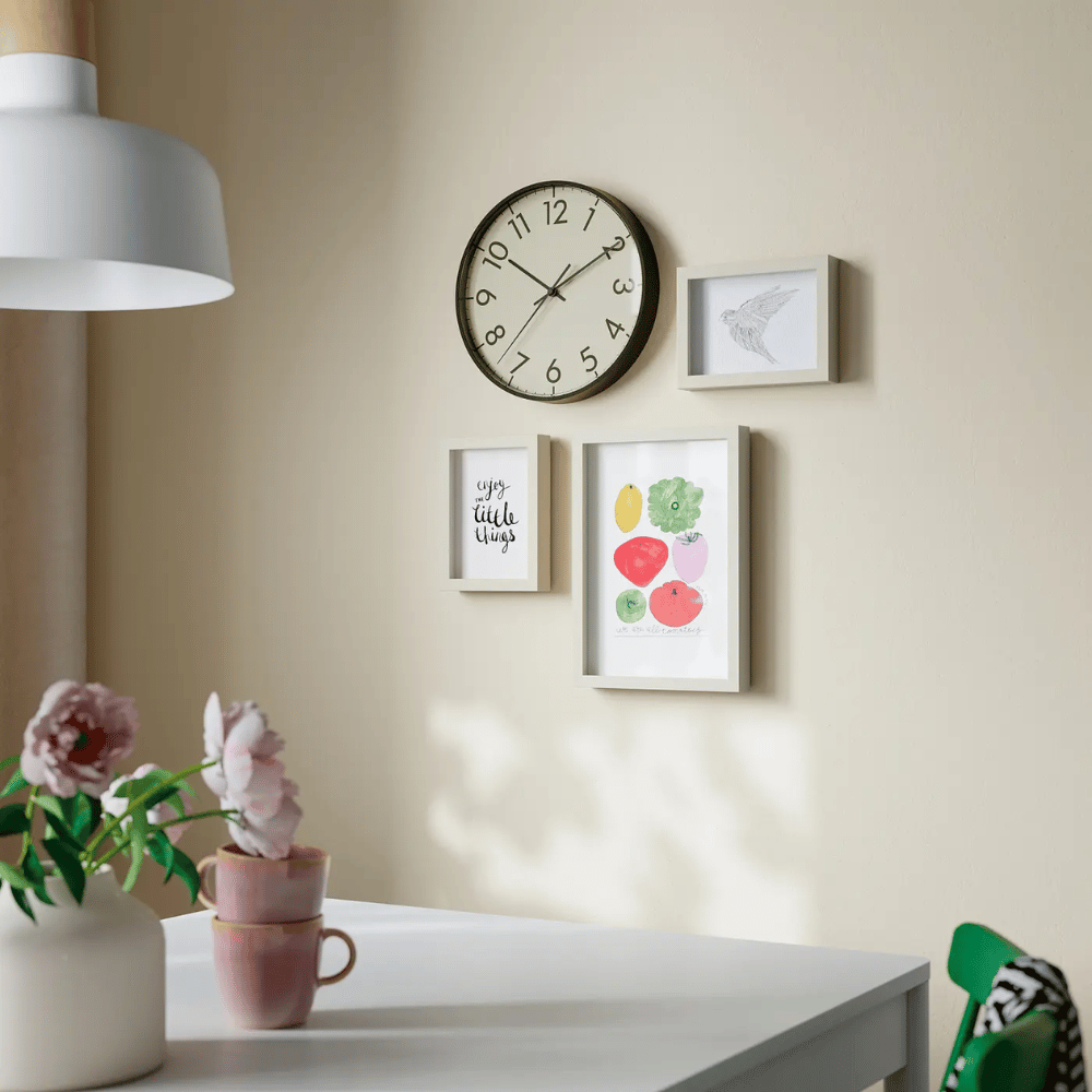 TALLSPARV IKEA Настенные часы, чёрный/бежевый, 28 см