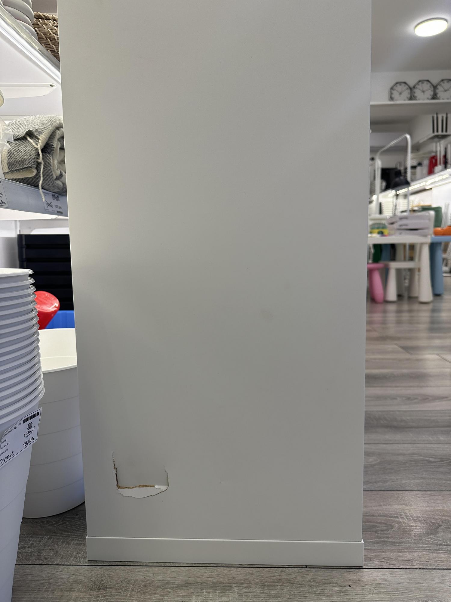 KALLAX IKEA КАЛЛАКС Стеллаж, белый77x147 см (есть повреждение)