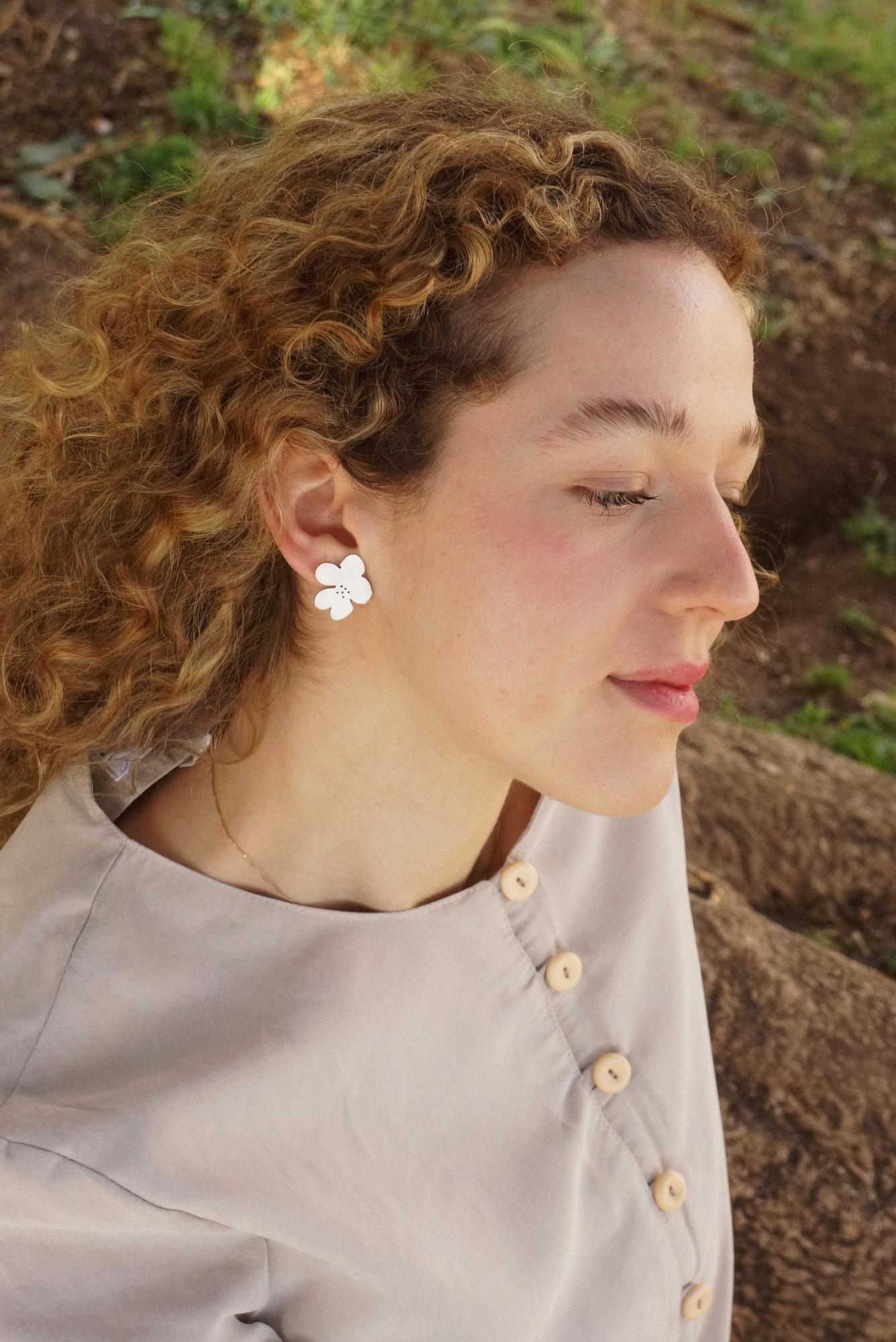 Яблоневый цвет