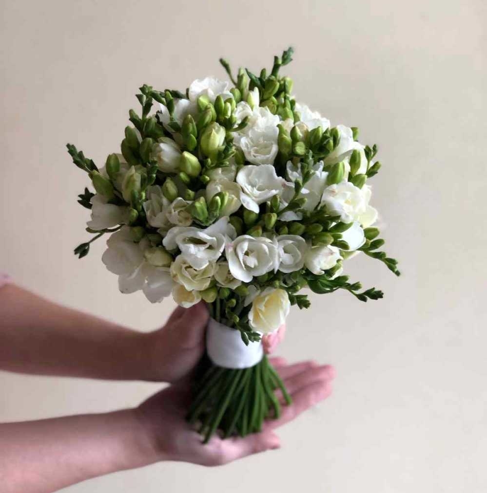Букет невесты из фрезий #4