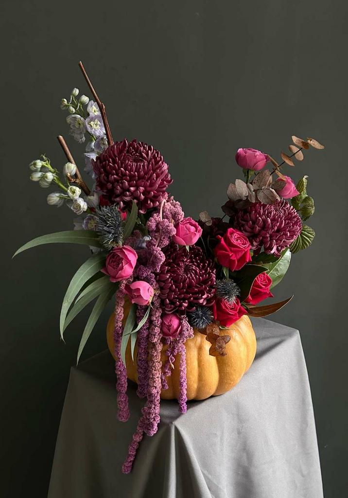 Цветочная композиция в тыкве