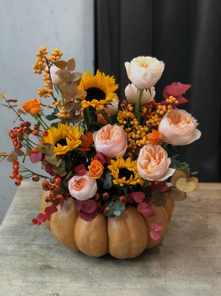 Цветы в тыкве #250