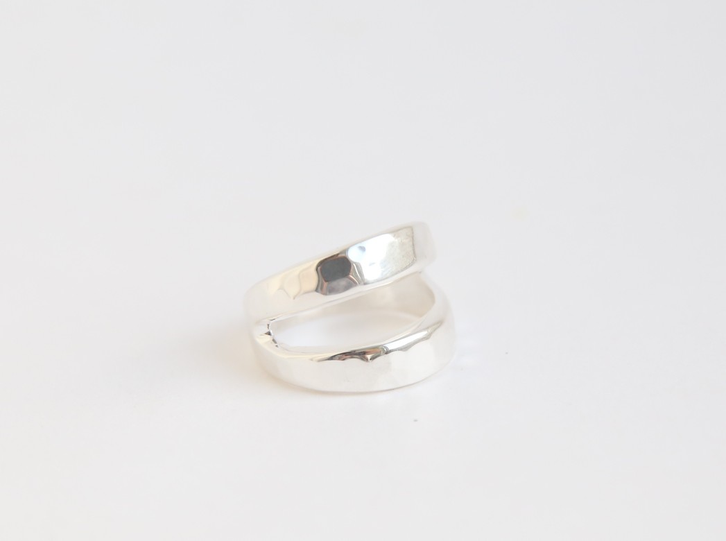 Кольцо Мятая полоса