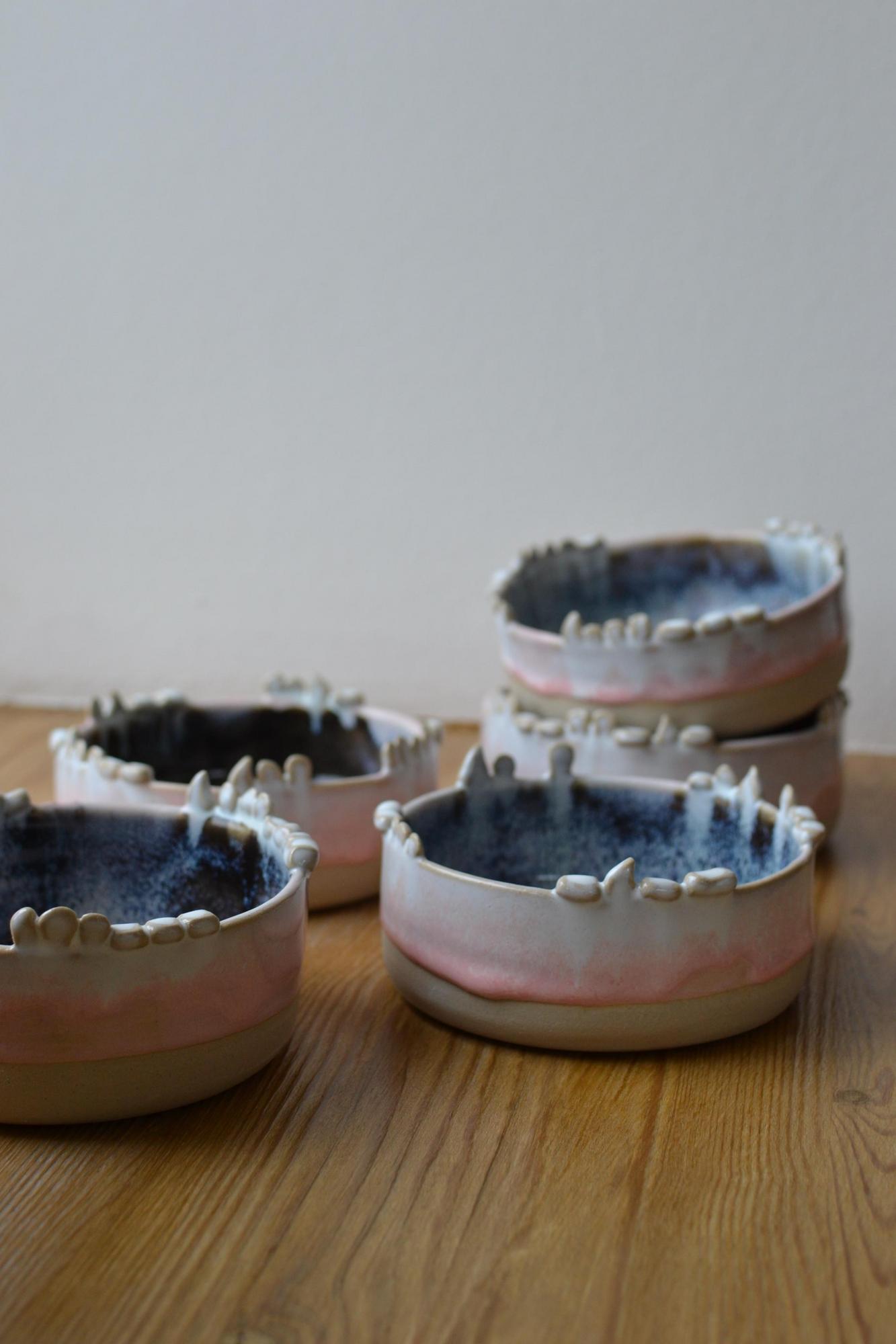 Миска "Зубастая"