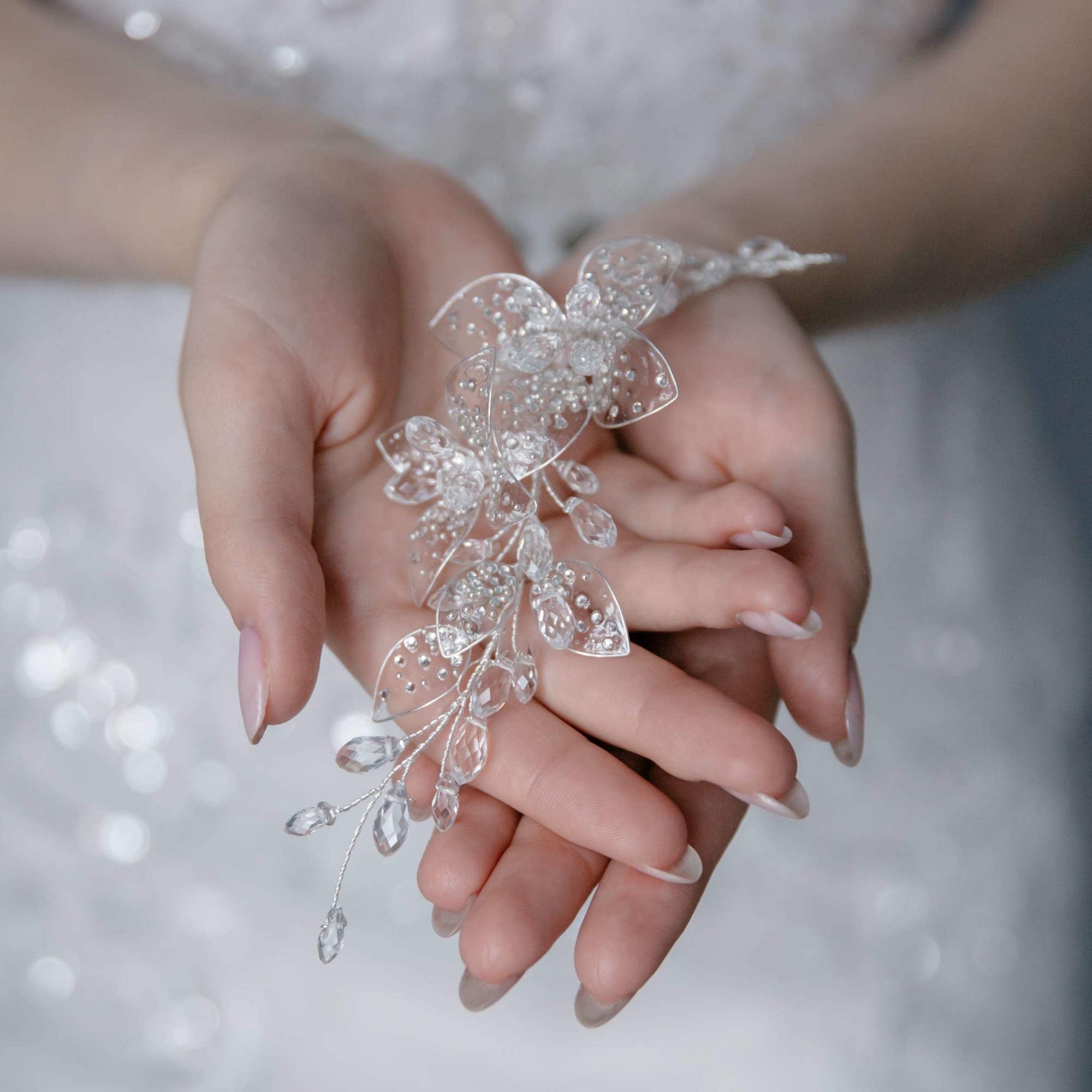 веточка в прическу,  свадебные прически с веточкой, веточка в прическу купить, свадебные украшения для волос, свадебный аксессуар, свадебные украшения на голову, украшения для невесты, свадебные украшения для невесты, украшения невесты купить,  украшения невесты фото, украшение на голову для невесты, бижутерия невеста,  свадебный бижутерия,  бижутерия интернет магазин,  украшения ручной работы купить,  украшения ручной работы,  авторские украшения ручной работы