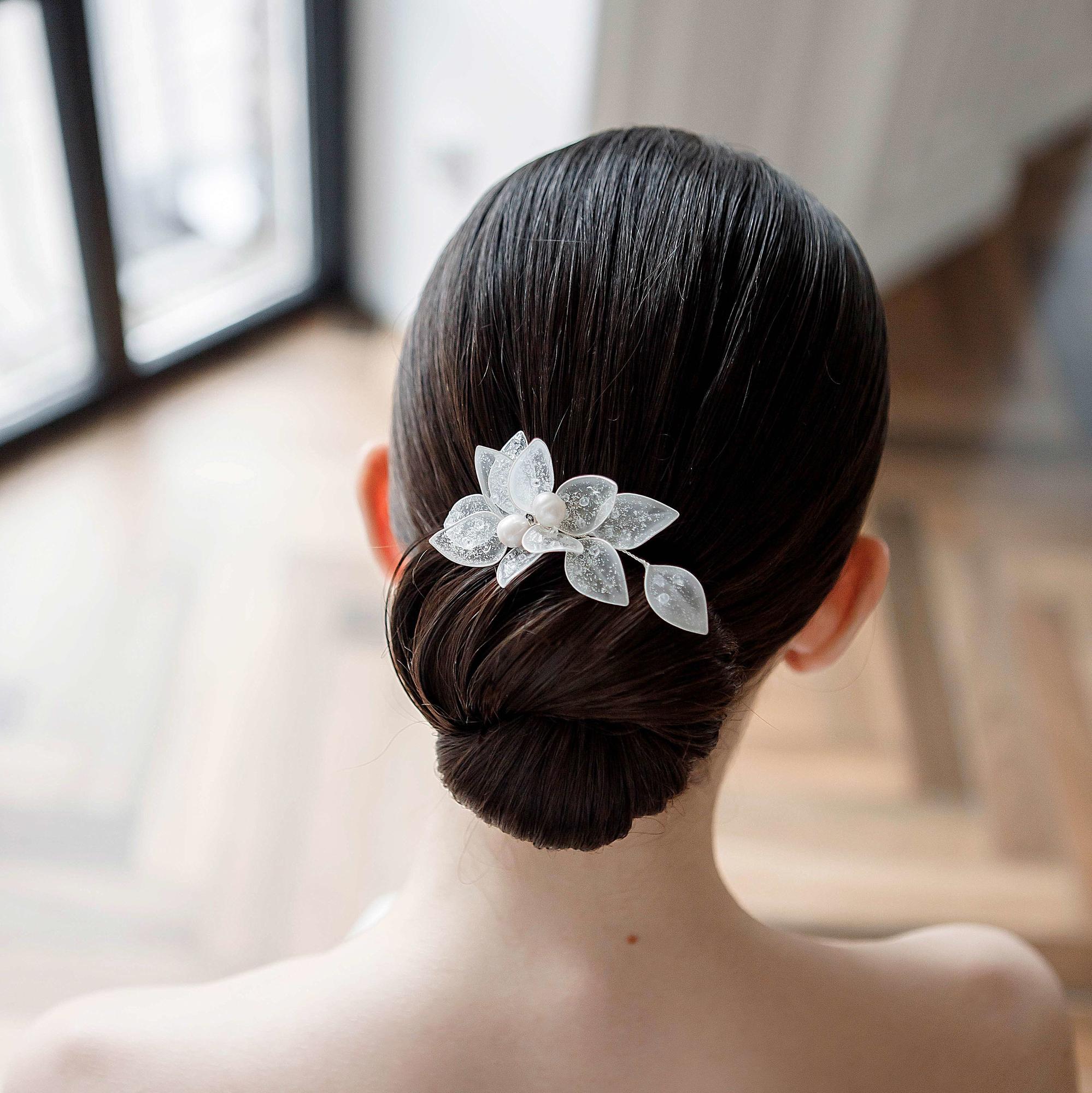 шпильки в прическу,  свадебные прически со шпильками, шпилька в прическу купить, свадебные украшения для волос, свадебный аксессуар, свадебные украшения на голову, украшения для невесты, свадебные украшения для невесты, украшения невесты купить,  украшения невесты фото, украшение на голову для невесты, бижутерия невеста,  свадебный бижутерия,  бижутерия интернет магазин,  украшения ручной работы купить,  украшения ручной работы,  авторские украшения ручной работы