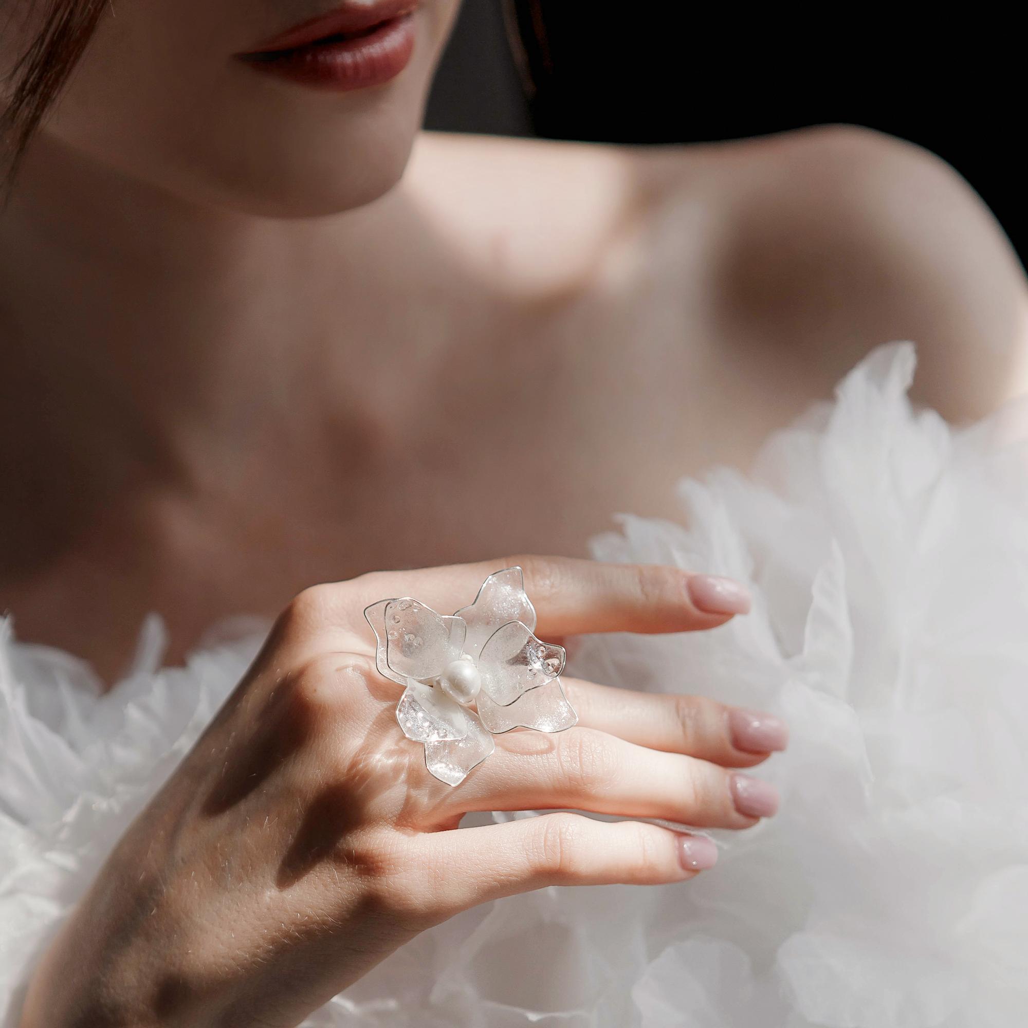 кольцо цветок, кольцо ручной работы купить, вечерние украшения, крупное женское кольцо, женские кольца ручной работы