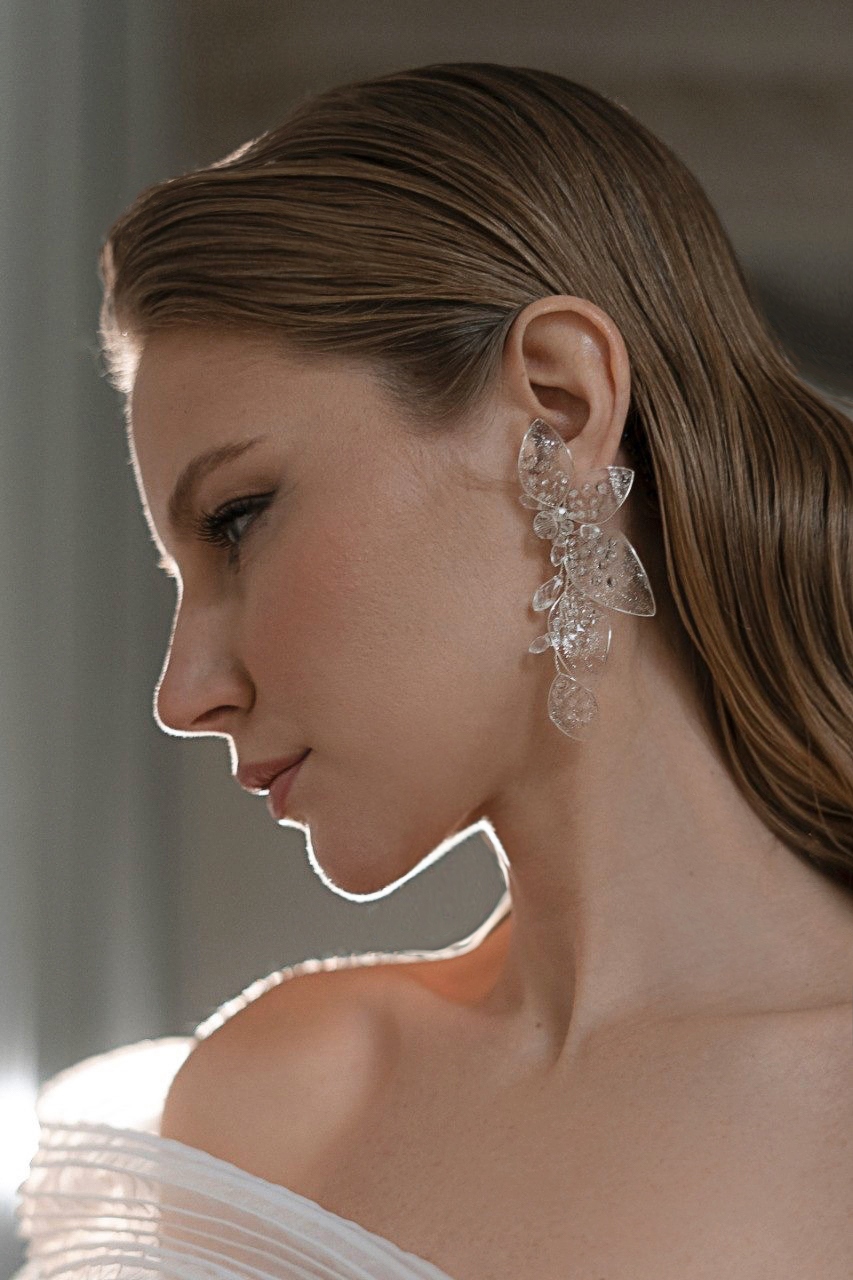 асимметричные серьги для невесты, серьги для невесты, свадебные серьги, свадебные серьги спб, свадебный бижутерия, серьги с хрусталем, серьги для невесты купить, свадебные украшения для невест купить