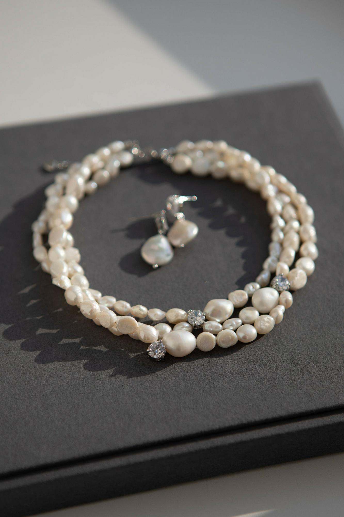 колье из барочного жемчуга, колье с жемчугом, свадебное колье из жемчуга, колье свадебное купить, колье для невесты спб, свадебное украшение на шею, свадебные украшения для невест